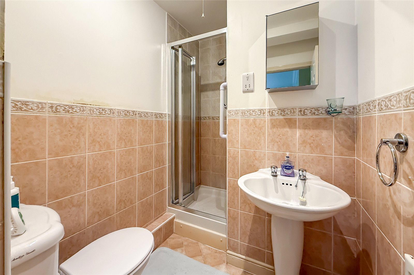 2 bed ground floor flat for sale in Chime Square, St. Albans, Hertfordshire, AL3  - Property Image 11