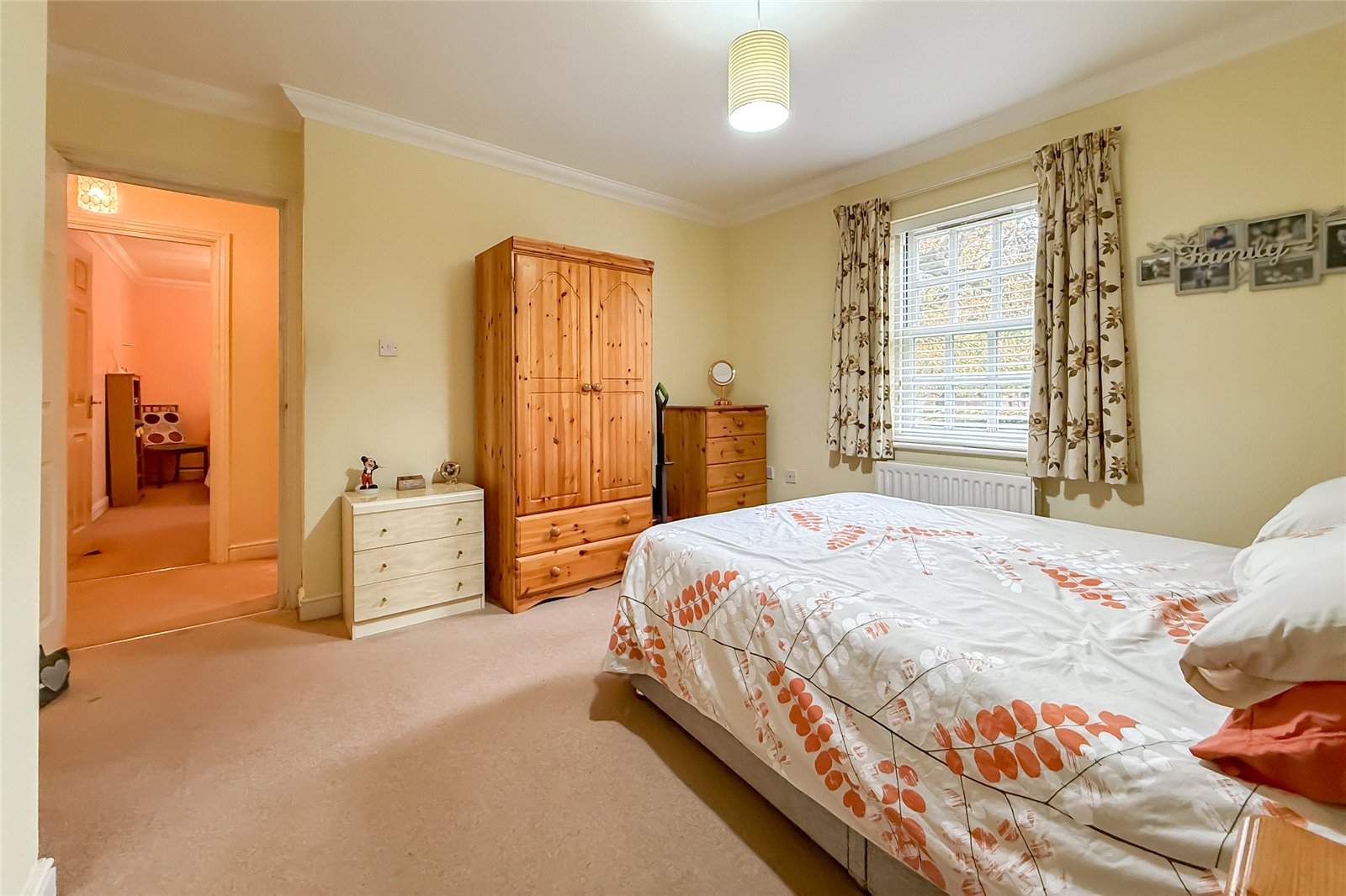 2 bed ground floor flat for sale in Chime Square, St. Albans, Hertfordshire, AL3  - Property Image 15