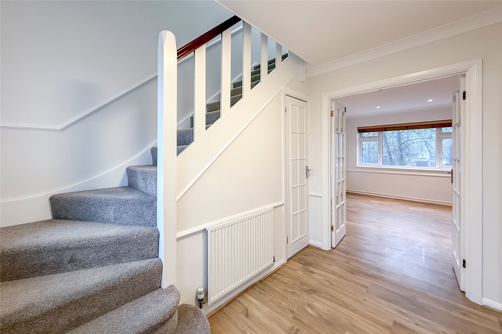 3 bed apartment for sale in The Quadrant, St. Albans, Hertfordshire, AL4  - Property Image 3