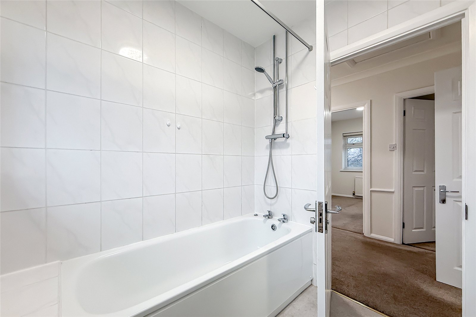 3 bed apartment for sale in The Quadrant, St. Albans, Hertfordshire, AL4  - Property Image 9