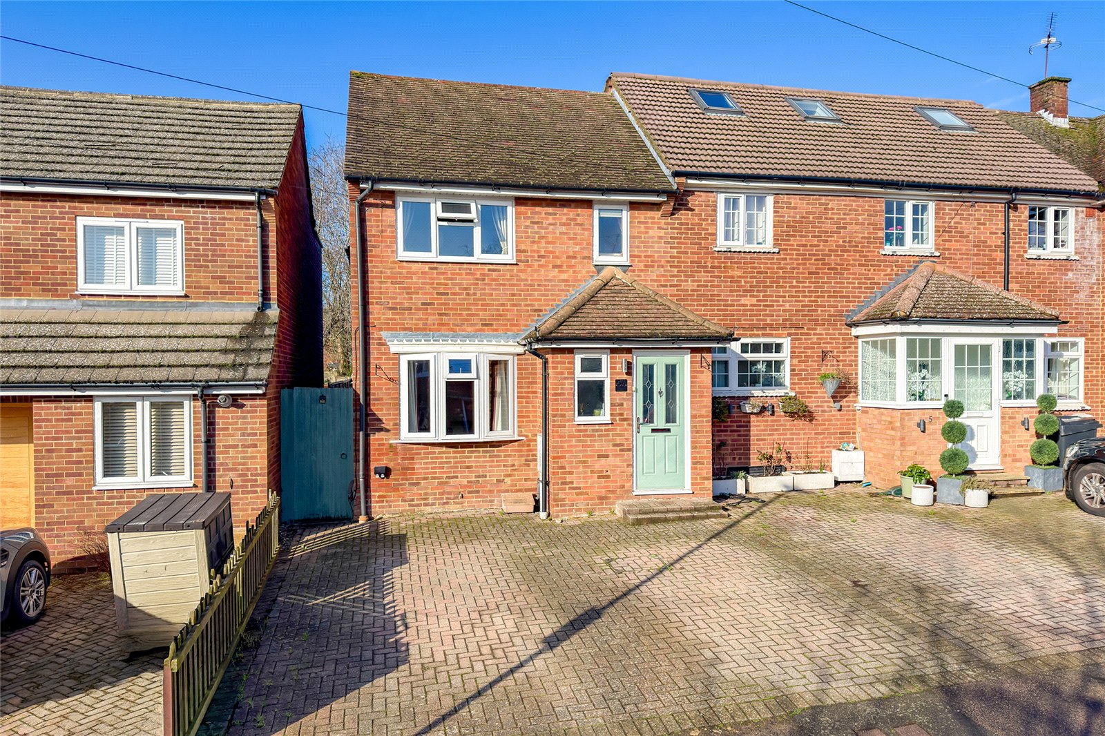 3 bed end of terrace house for sale in Lawrance Road, St. Albans, Hertfordshire, AL3