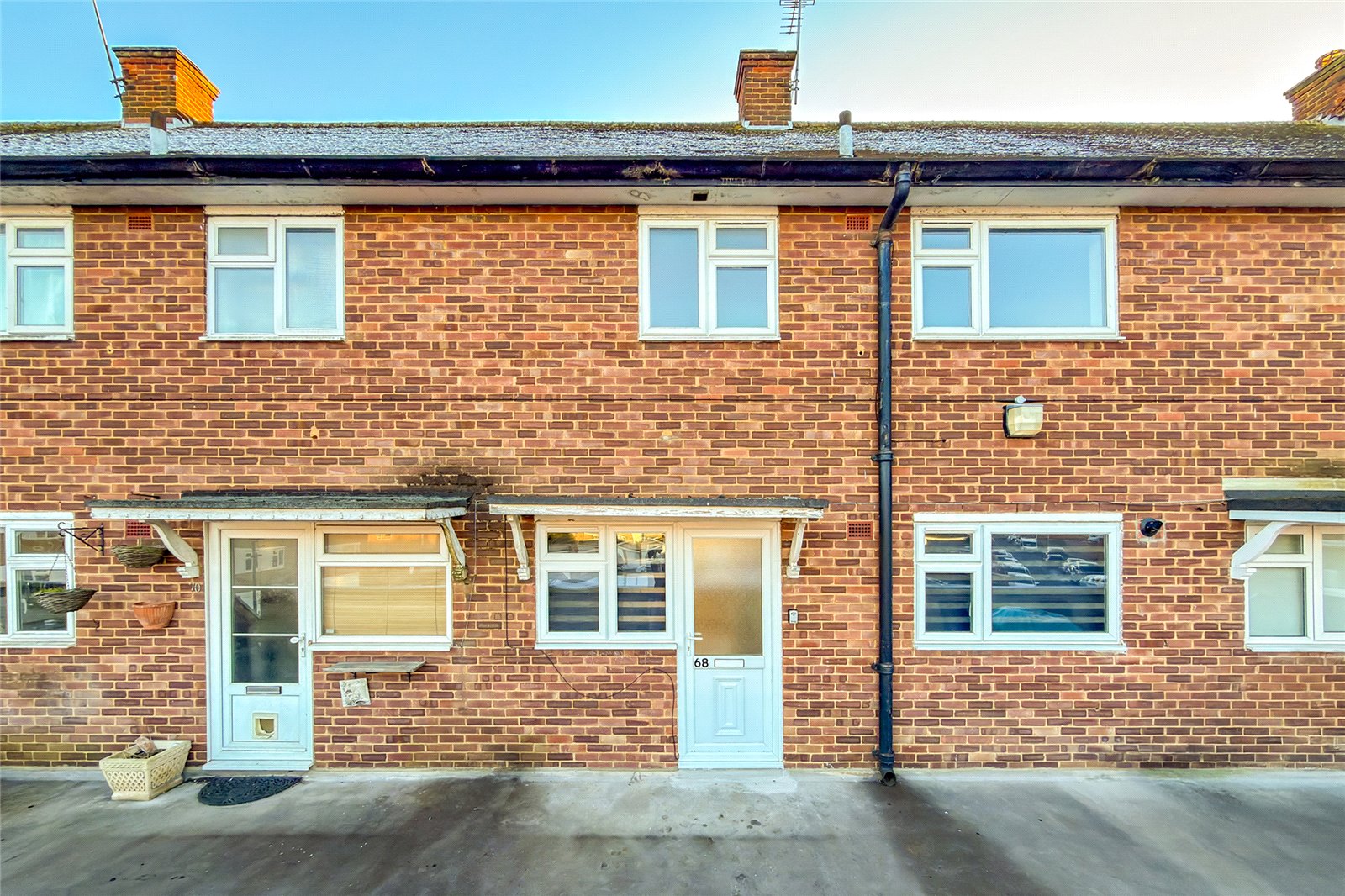 3 bed apartment for sale in The Quadrant, St. Albans, Hertfordshire, AL4 - Property Image 1