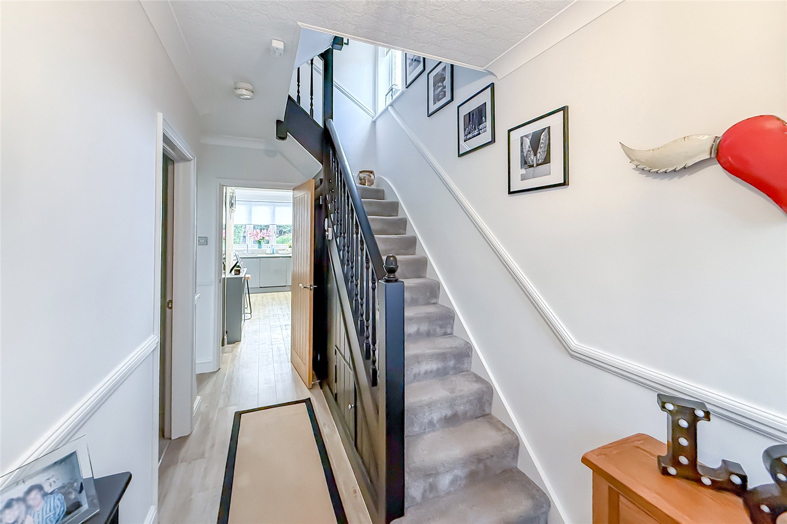 4 bed semi-detached house for sale in Green Lane, St. Albans, Hertfordshire, AL3 - Property Image 13