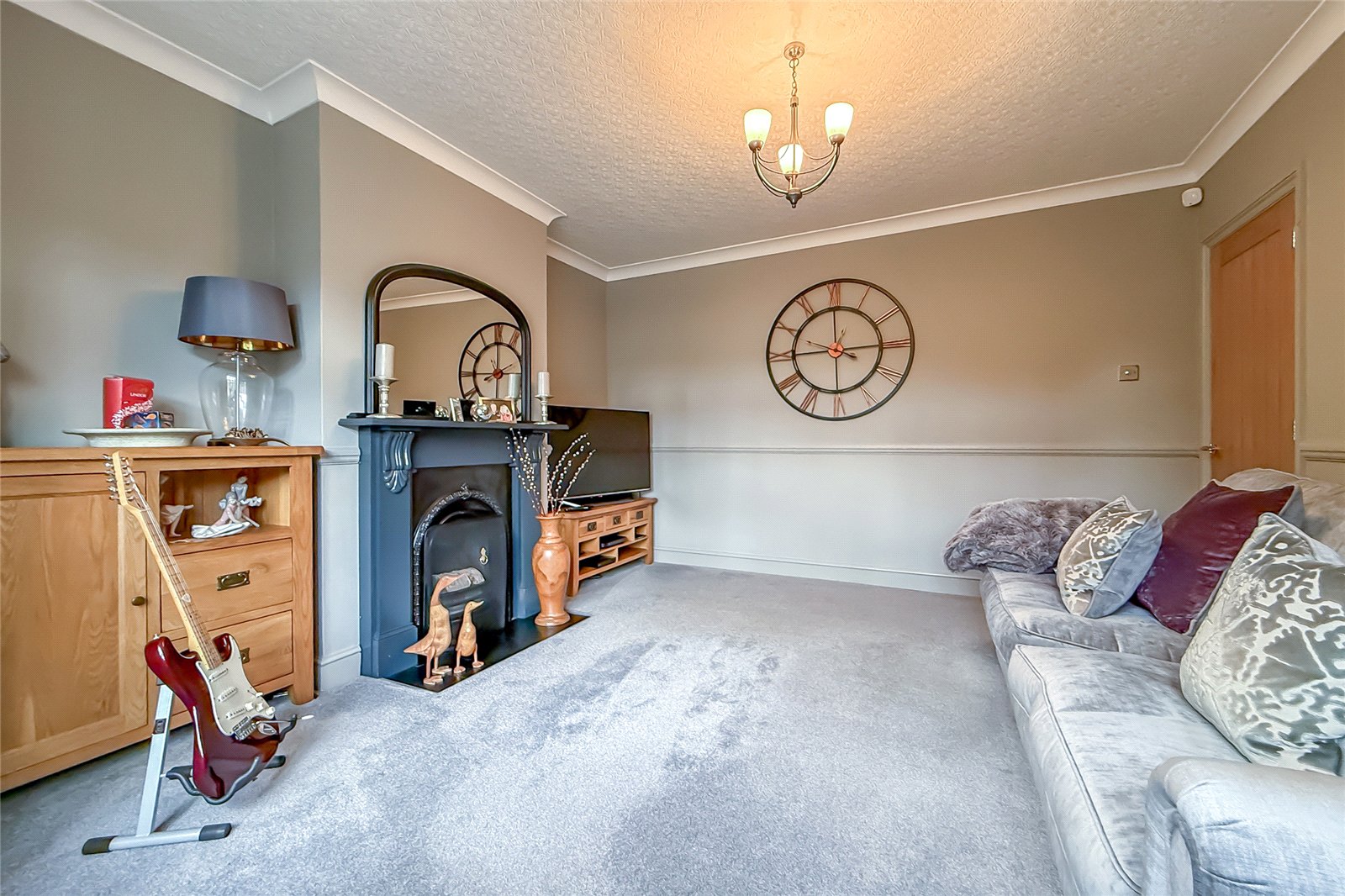 4 bed semi-detached house for sale in Green Lane, St. Albans, Hertfordshire, AL3 - Property Image 15