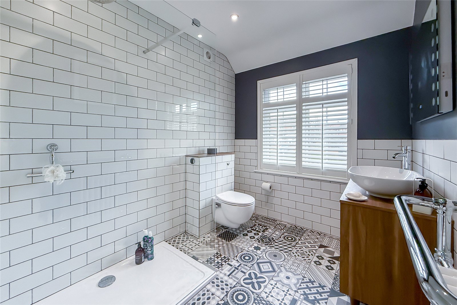 4 bed semi-detached house for sale in Green Lane, St. Albans, Hertfordshire, AL3 - Property Image 12