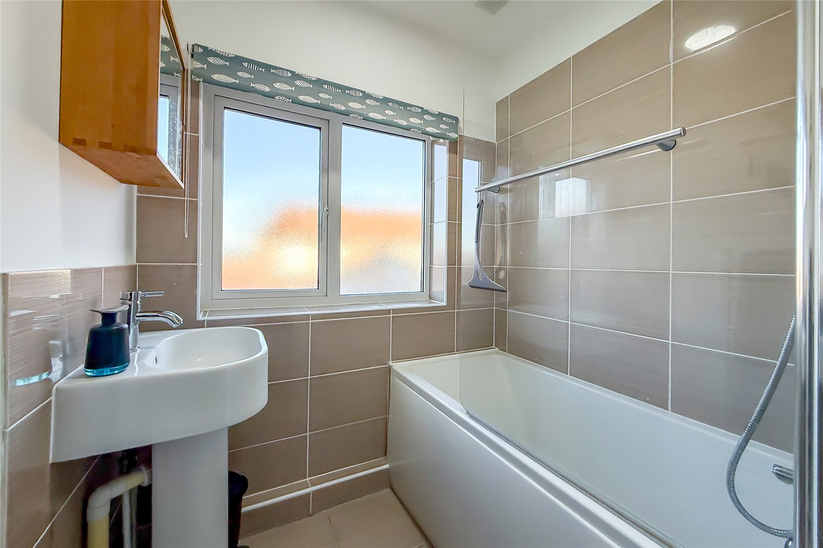 2 bed semi-detached house for sale in Taylor Close, St. Albans, Hertfordshire, AL4 - Property Image 9
