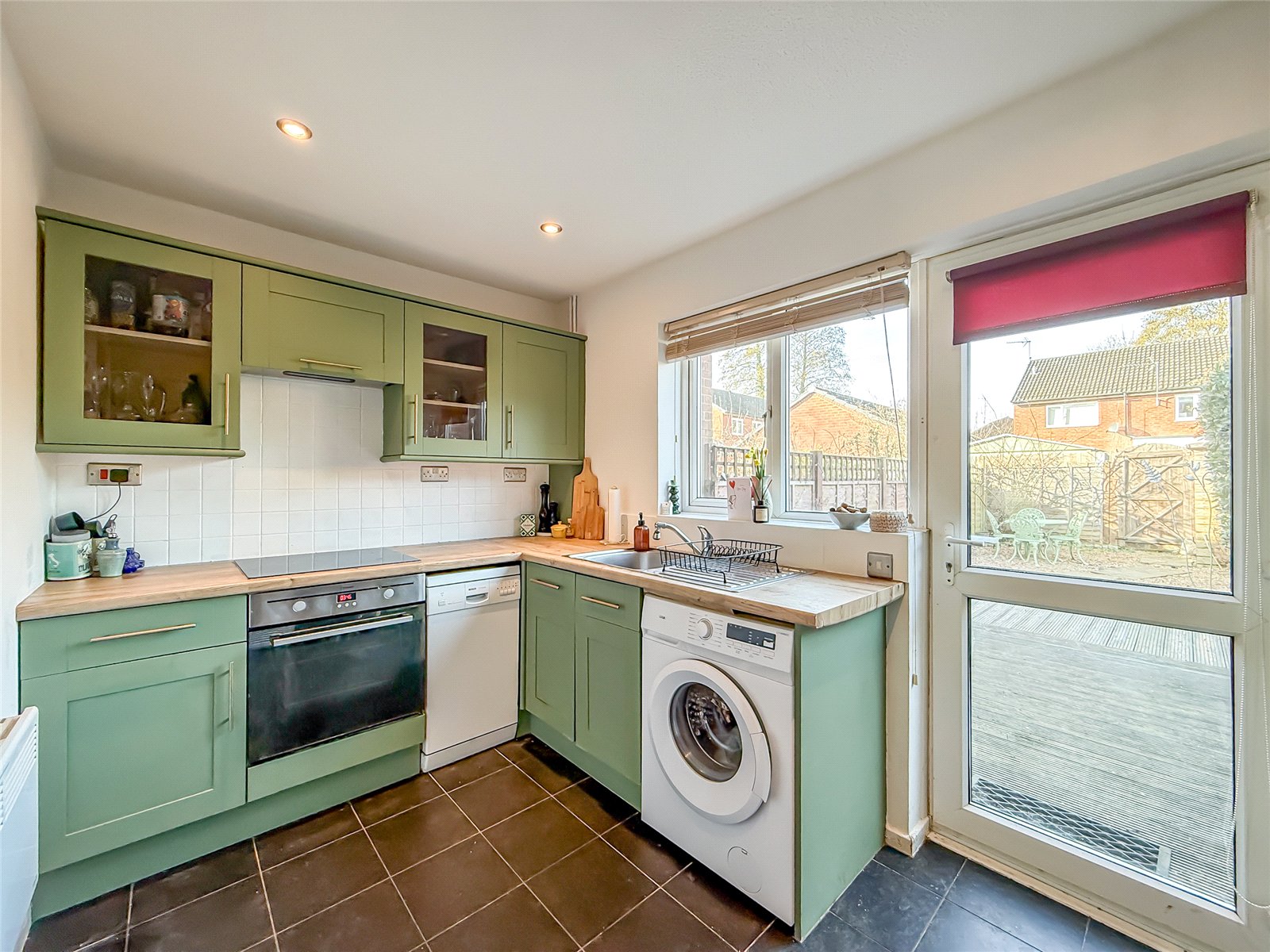 2 bed terraced house for sale in Field Close, Sandridge, St. Albans, Hertfordshire, AL4 - Property Image 2