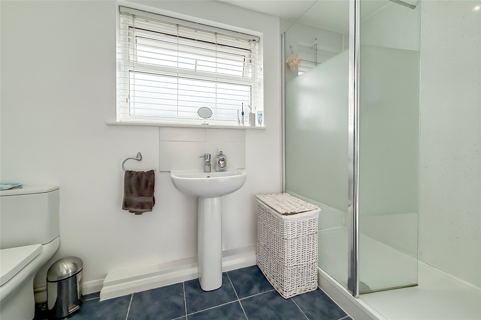 4 bed semi-detached house for sale in Southfield Way, St. Albans, Hertfordshire, AL4  - Property Image 7