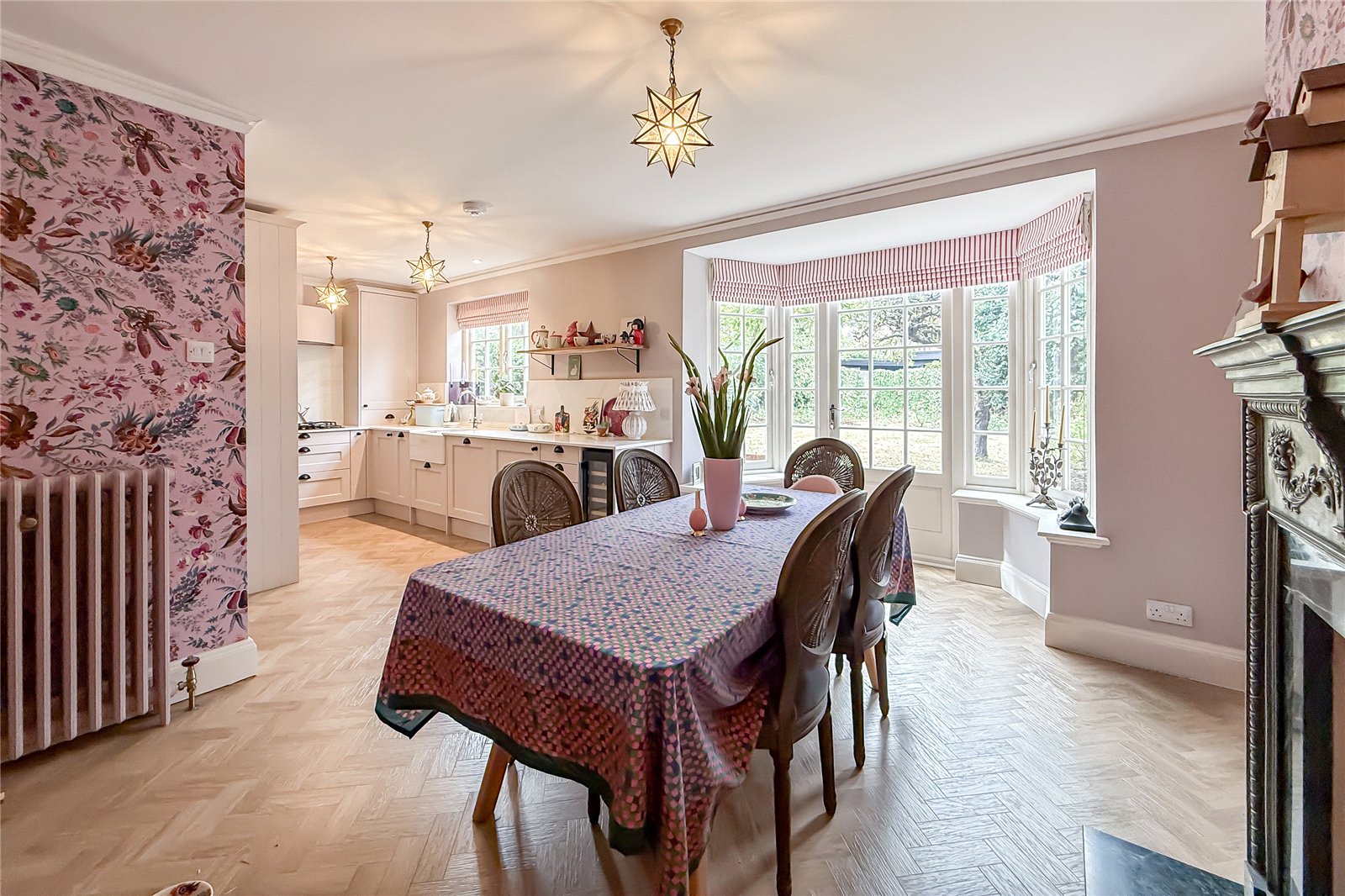4 bed semi-detached house for sale in Townsend Drive, St. Albans, Hertfordshire, AL3 - Property Image 4