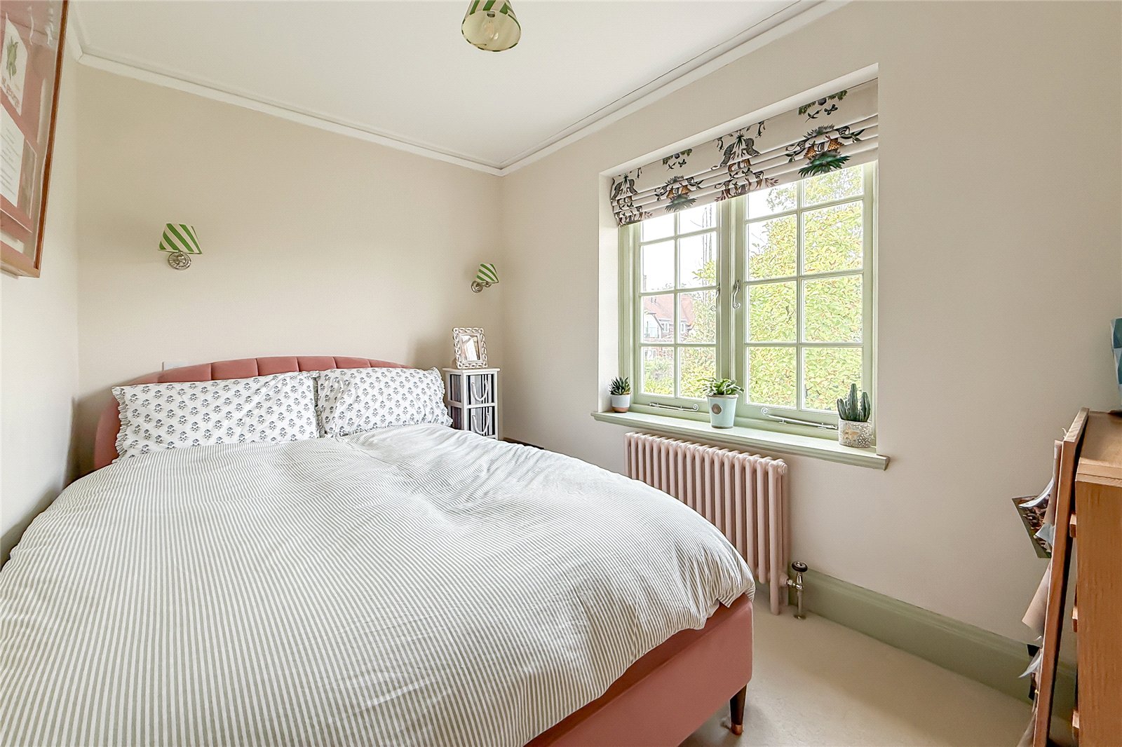 4 bed semi-detached house for sale in Townsend Drive, St. Albans, Hertfordshire, AL3 - Property Image 8