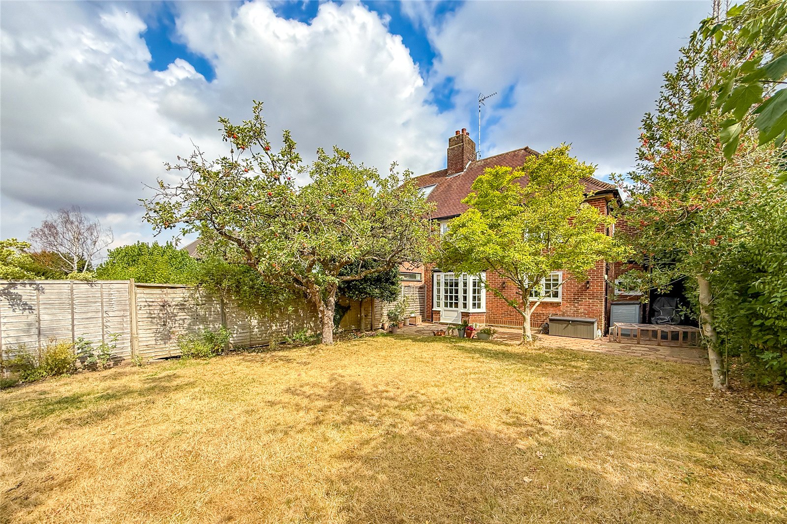 4 bed semi-detached house for sale in Townsend Drive, St. Albans, Hertfordshire, AL3 - Property Image 12
