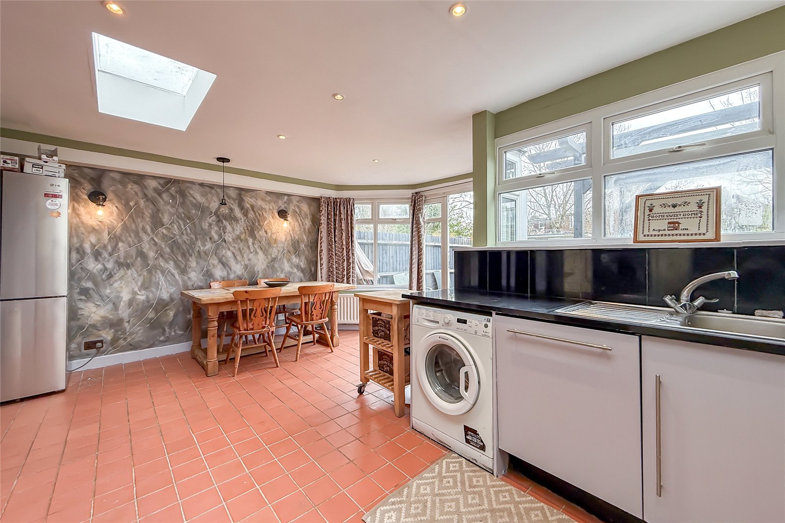 4 bed semi-detached house for sale in Wynchlands Crescent, St. Albans, Hertfordshire, AL4  - Property Image 20