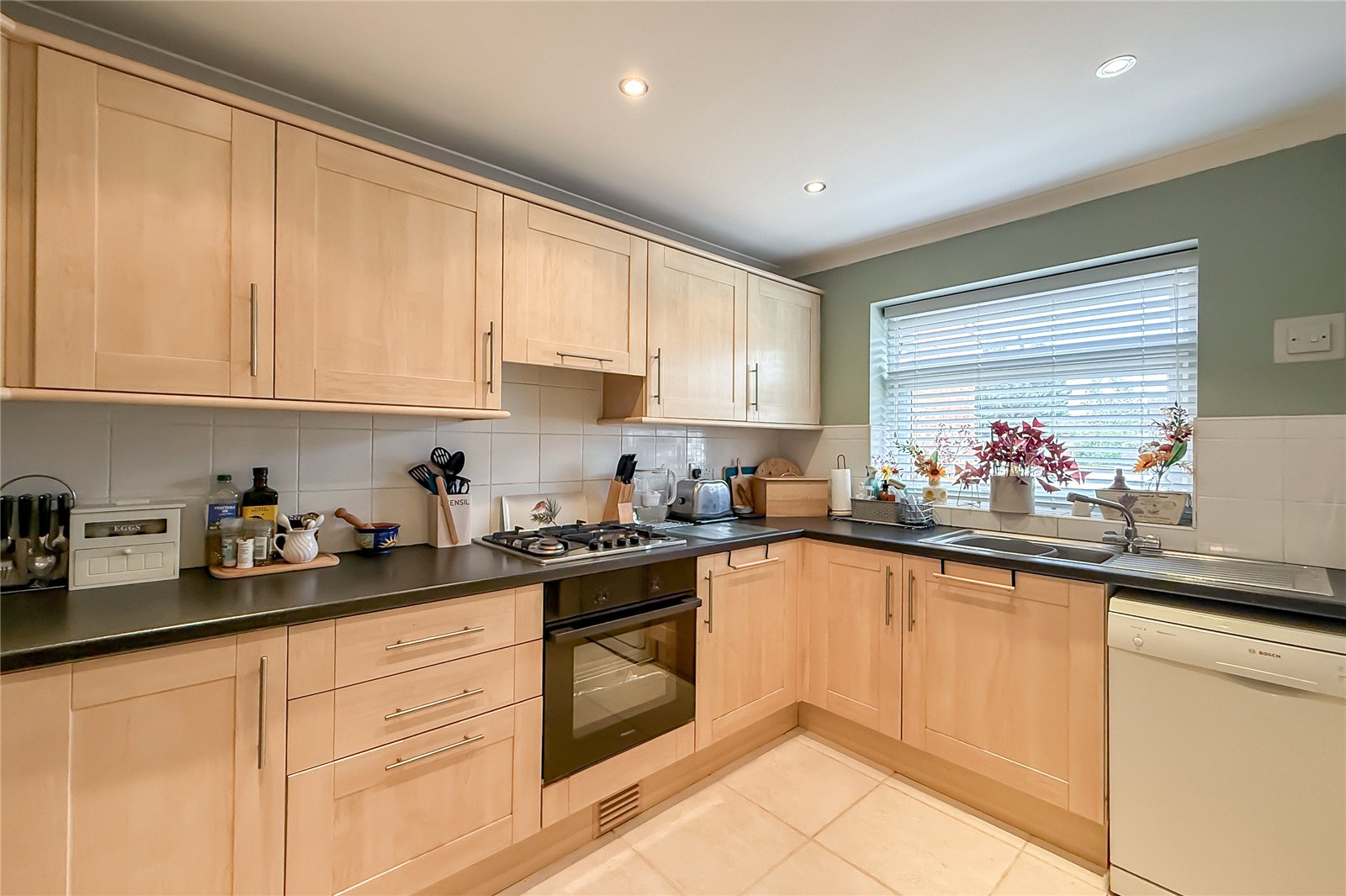 3 bed semi-detached house for sale in Gladeside, St. Albans, Hertfordshire, AL4 - Property Image 4