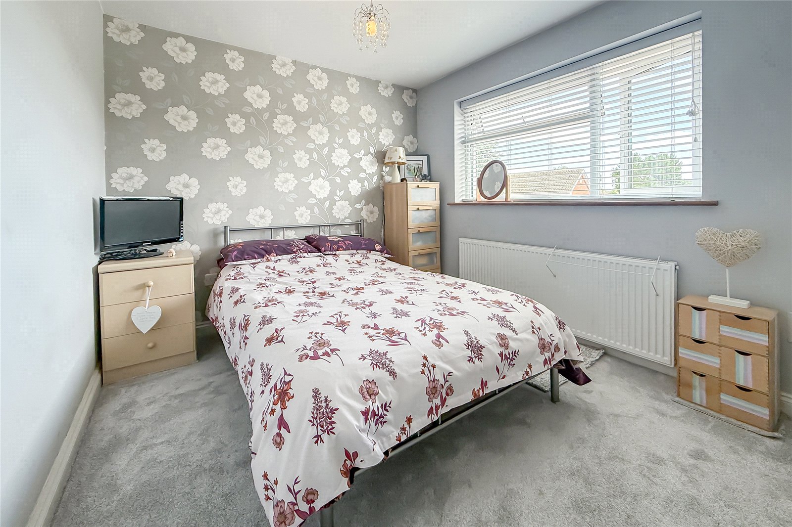 3 bed semi-detached house for sale in Gladeside, St. Albans, Hertfordshire, AL4 - Property Image 6