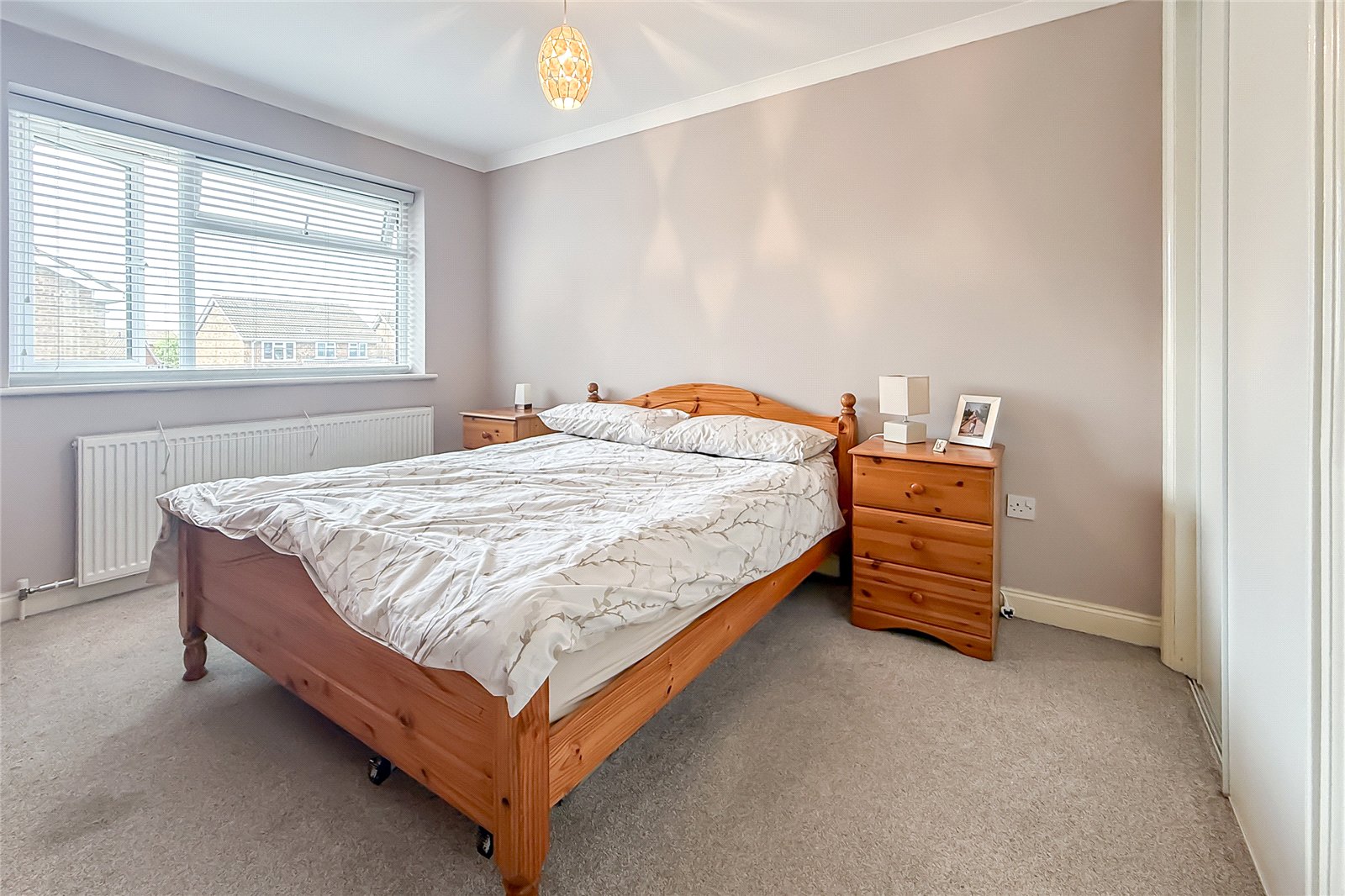 3 bed semi-detached house for sale in Gladeside, St. Albans, Hertfordshire, AL4 - Property Image 8