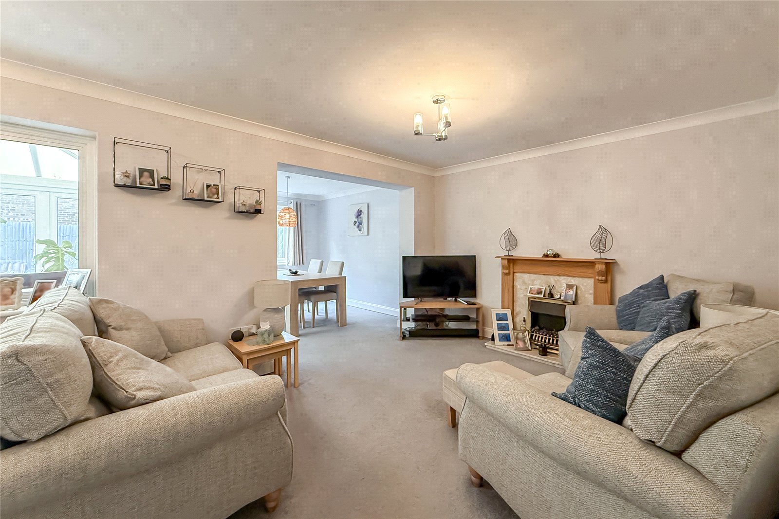 3 bed semi-detached house for sale in Gladeside, St. Albans, Hertfordshire, AL4 - Property Image 18