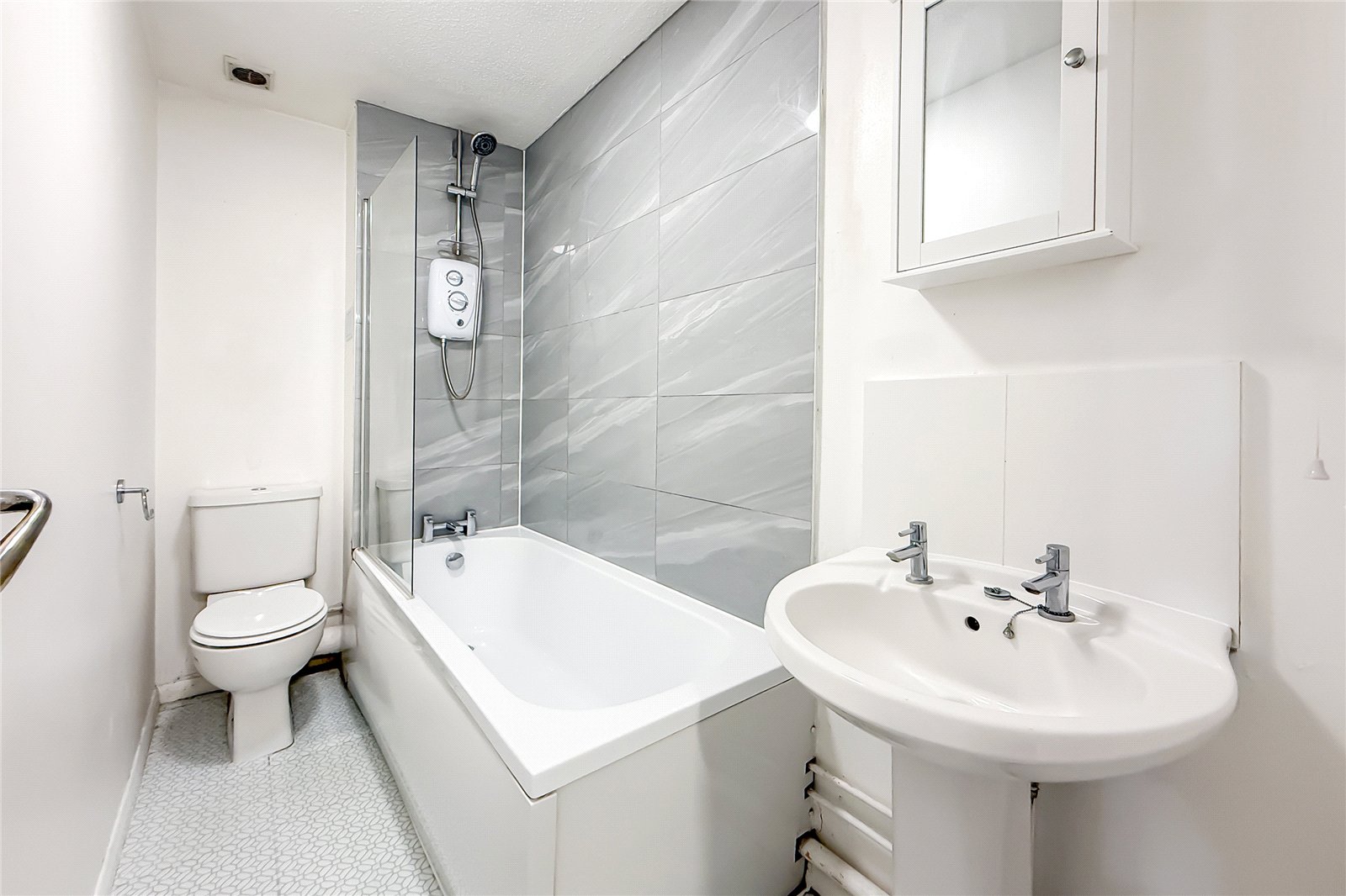 1 bed maisonette for sale in Milford Close, St. Albans, Hertfordshire, AL4 - Property Image 8