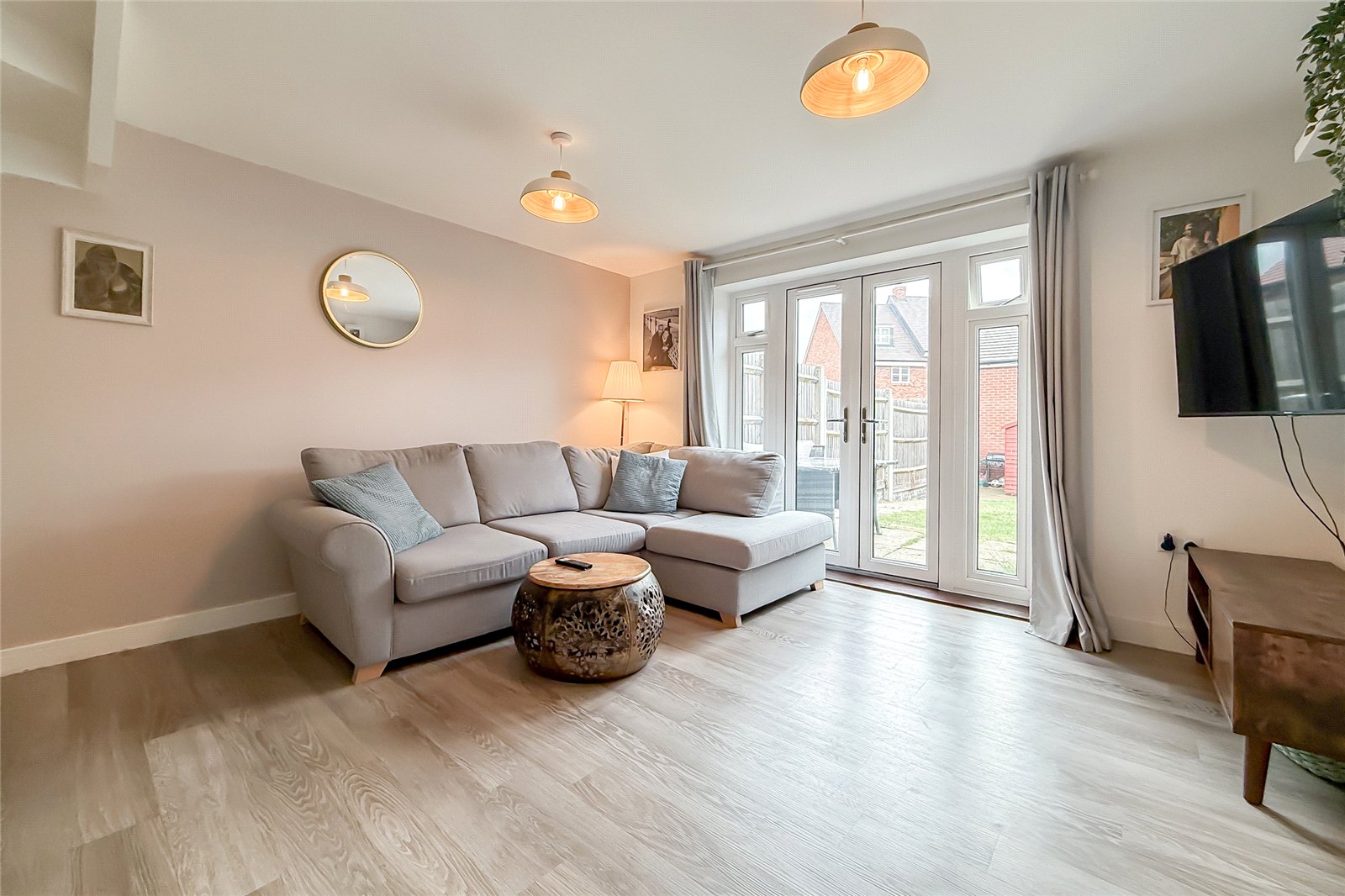 2 bed terraced house for sale in Kestrel Way, St. Albans, Hertfordshire, AL4 - Property Image 4