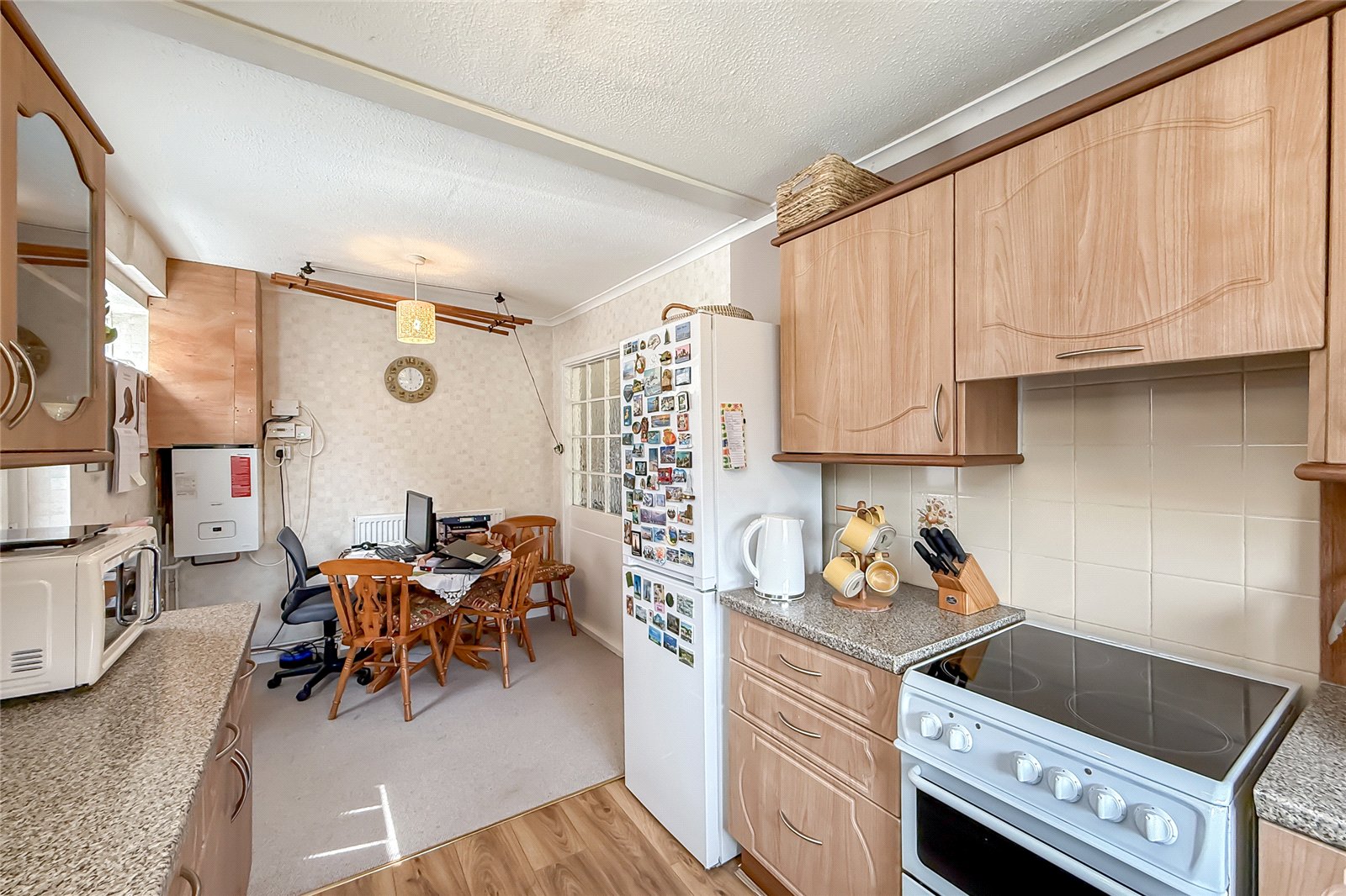 3 bed semi-detached house for sale in Chiltern Road, St. Albans, Hertfordshire, AL4 - Property Image 2