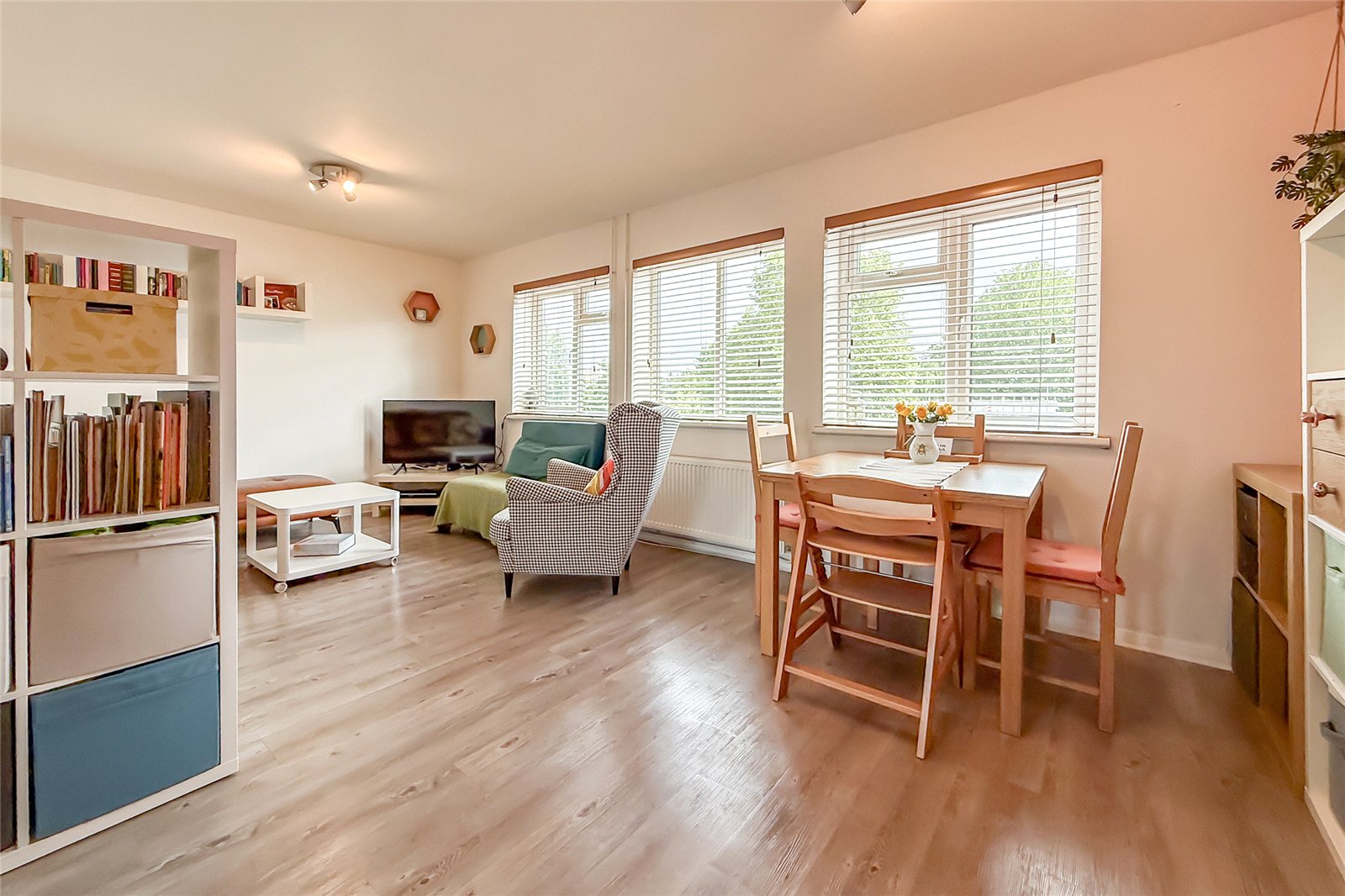 3 bed apartment for sale in The Quadrant, St. Albans, Hertfordshire, AL4  - Property Image 7