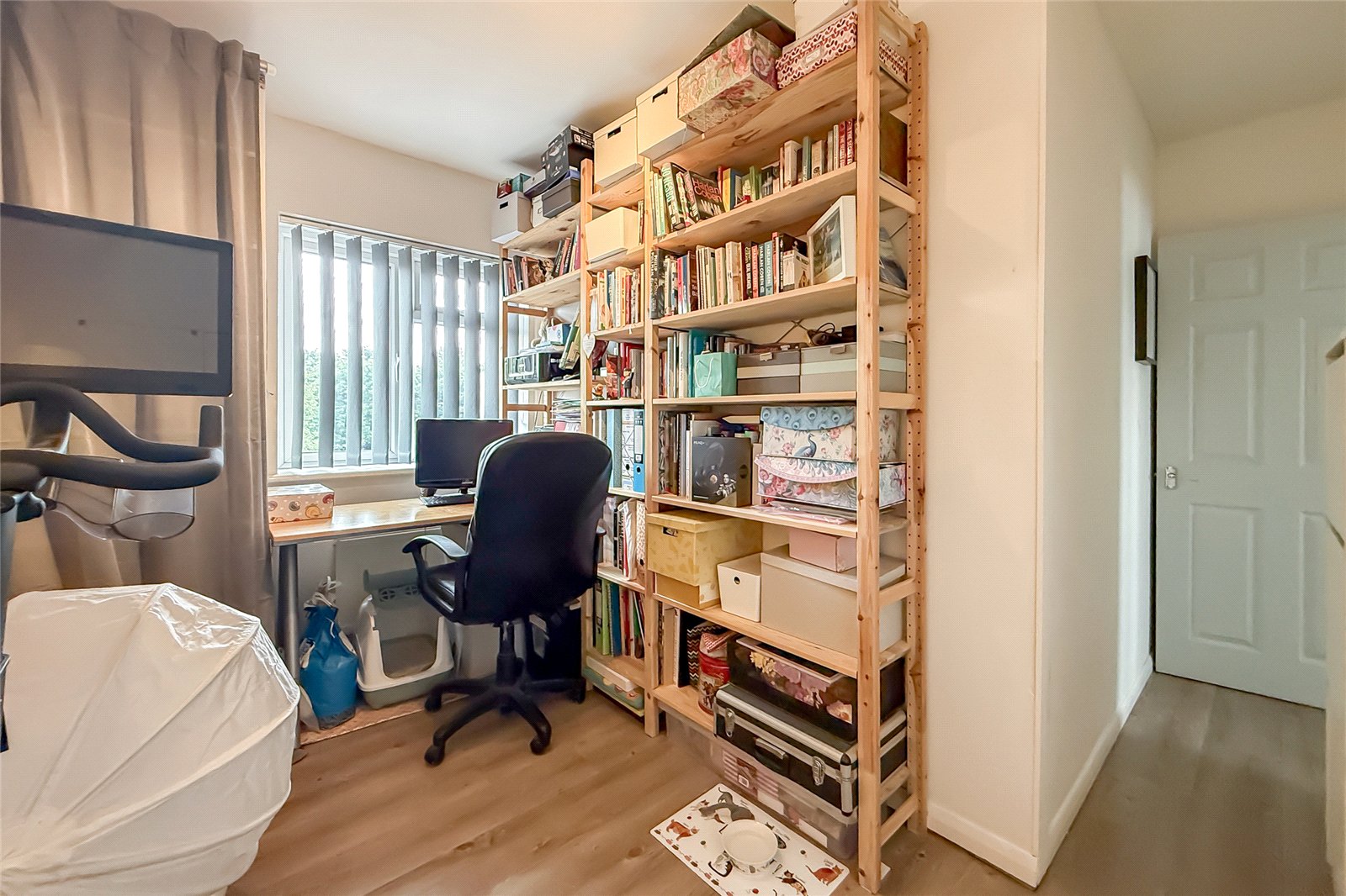3 bed apartment for sale in The Quadrant, St. Albans, Hertfordshire, AL4  - Property Image 10