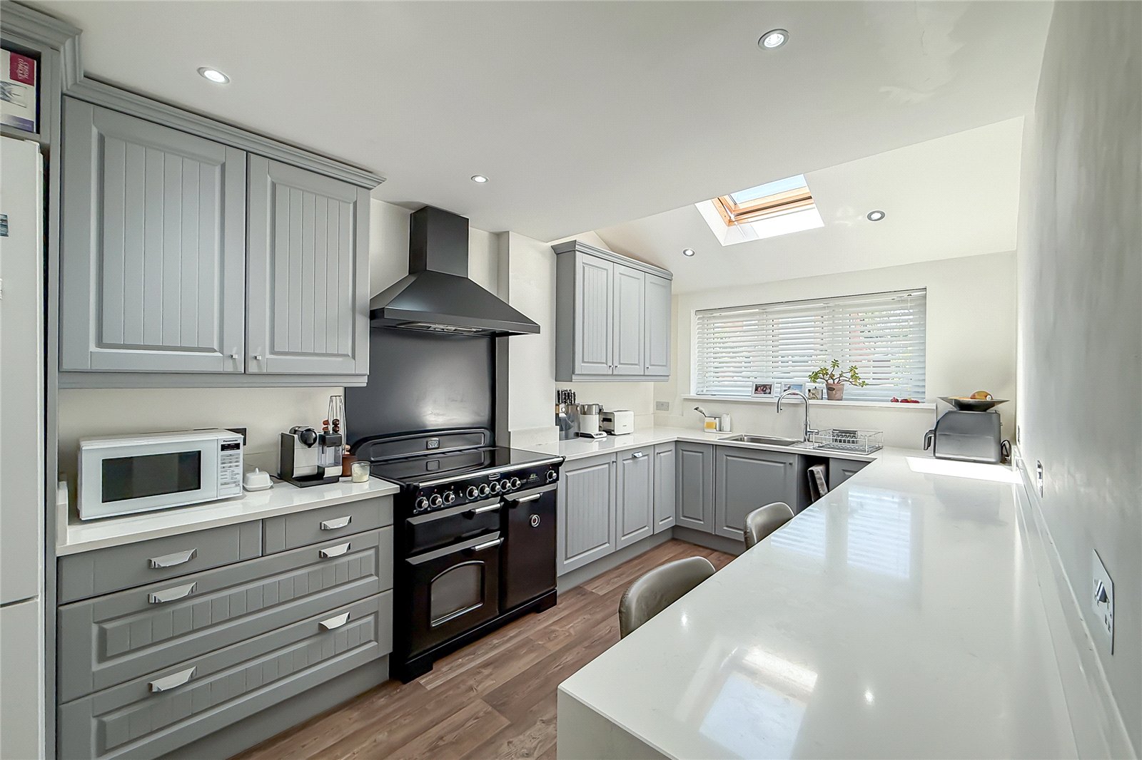 2 bed semi-detached house for sale in Fernleys, St. Albans, Hertfordshire, AL4 - Property Image 1