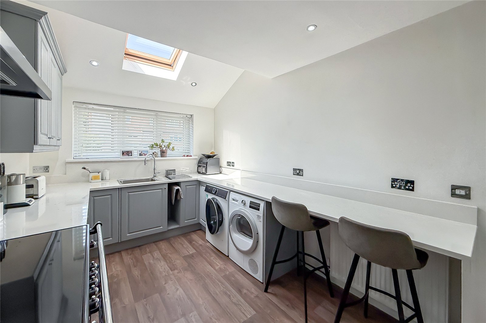 2 bed semi-detached house for sale in Fernleys, St. Albans, Hertfordshire, AL4 - Property Image 13