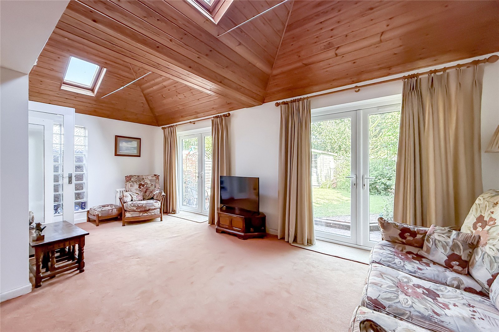 3 bed terraced house for sale in High Street, Sandridge, Hertfordshire, AL4  - Property Image 4