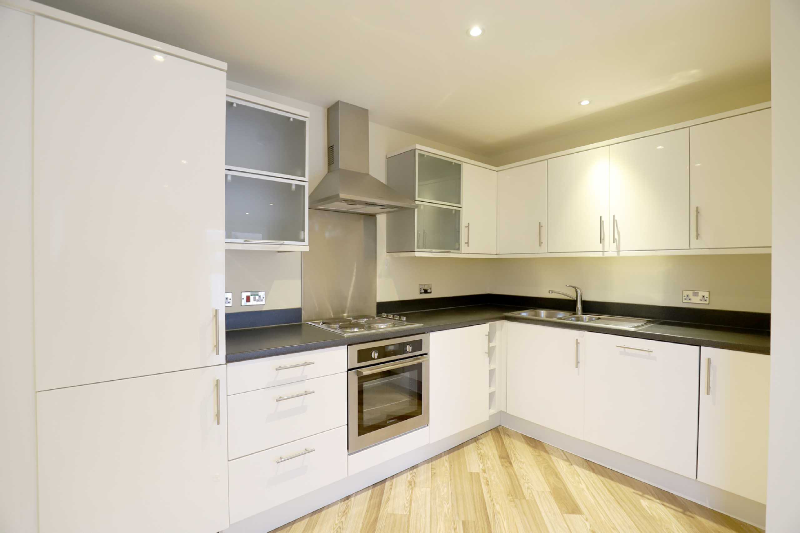 2 bed apartment to rent in Luna Place, Hatfield Road, St. Albans, Hertfordshire, AL1  - Property Image 2