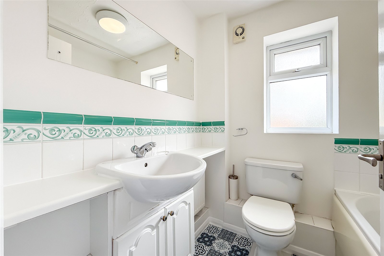 3 bed end of terrace house to rent in Bell View, St. Albans, Hertfordshire, AL4 - Property Image 11