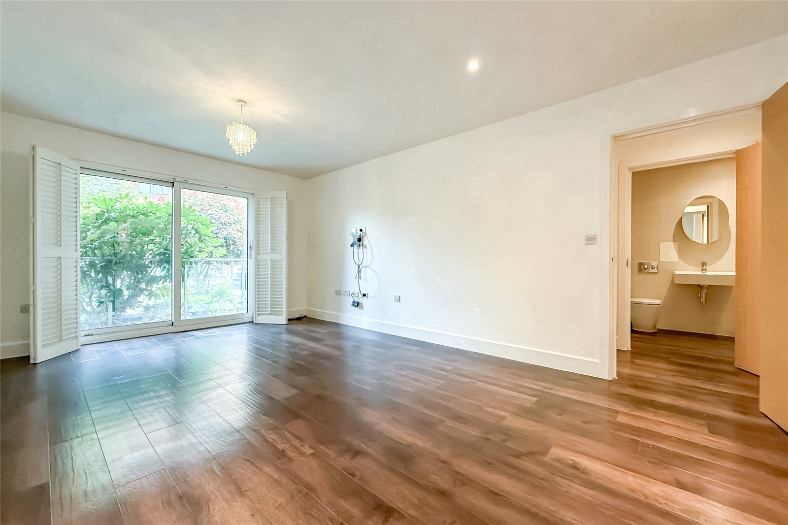 1 bed ground floor flat for sale in Charrington Place, St. Albans, Hertfordshire, AL1 - Property Image 4
