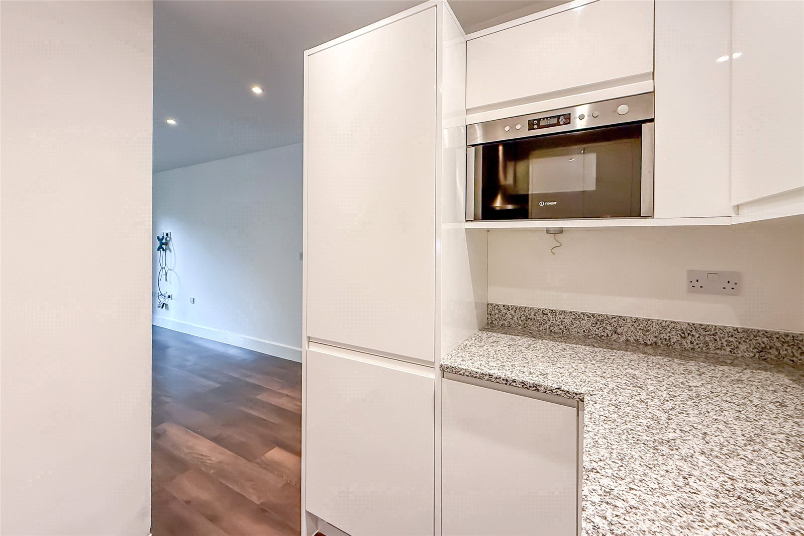 1 bed ground floor flat for sale in Charrington Place, St. Albans, Hertfordshire, AL1 - Property Image 15
