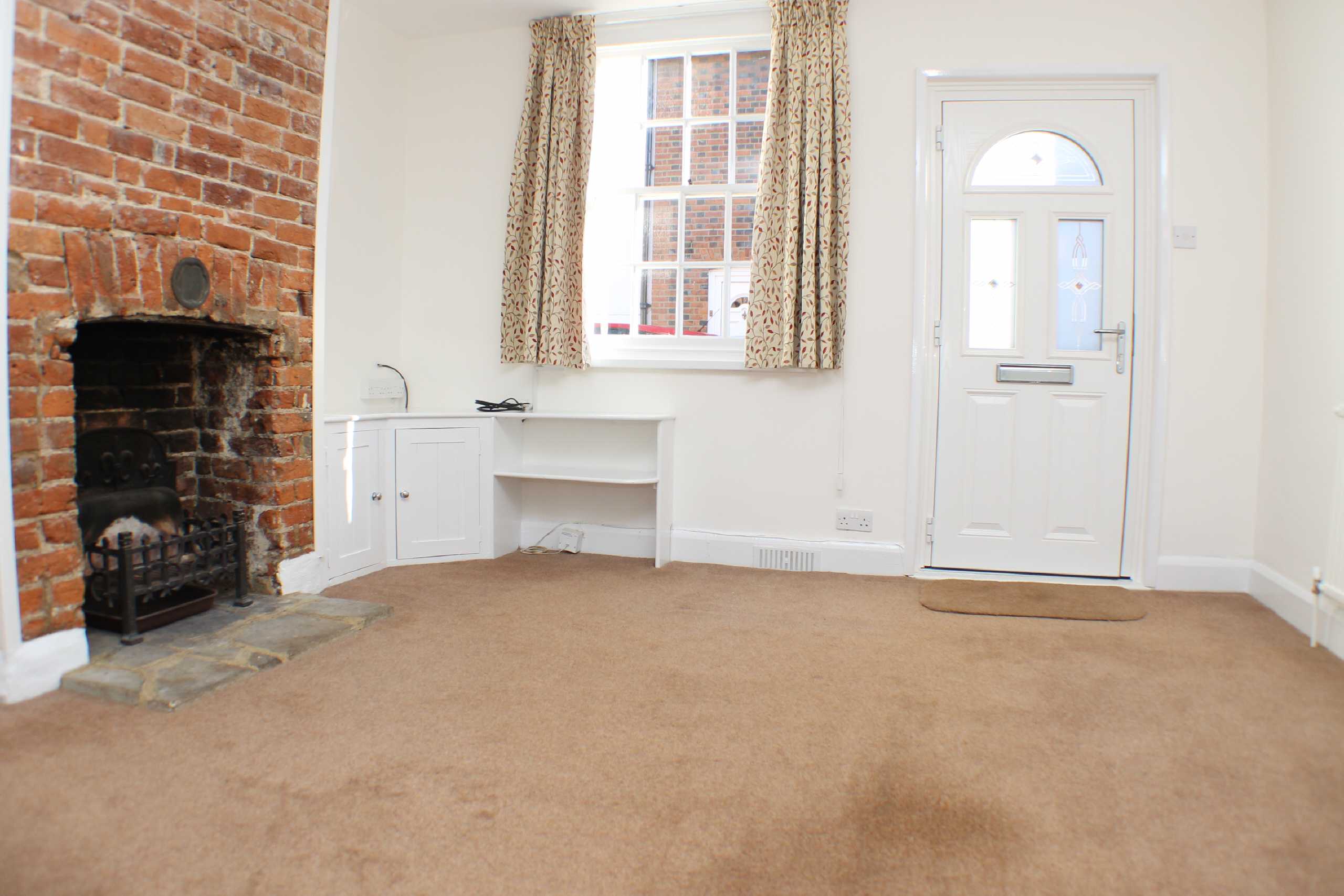 2 bed terraced house to rent in College Place, St Albans, Hertfordshire, AL3  - Property Image 6