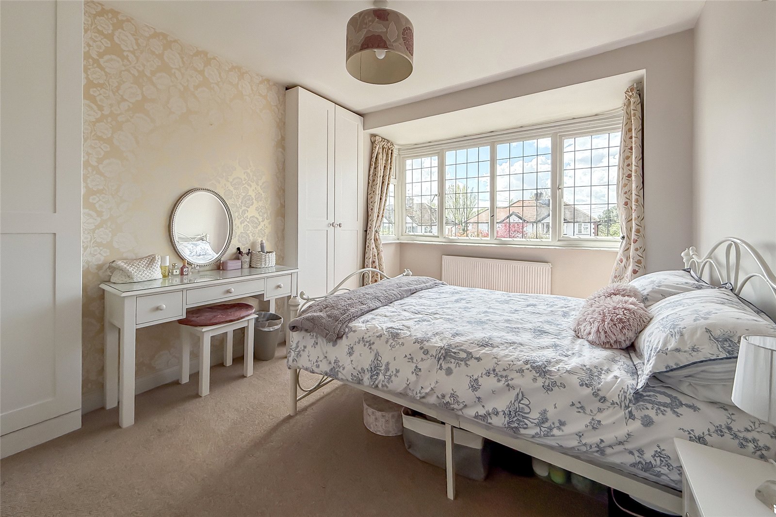 4 bed semi-detached house for sale in Laburnum Grove, St. Albans, Hertfordshire, AL2  - Property Image 8