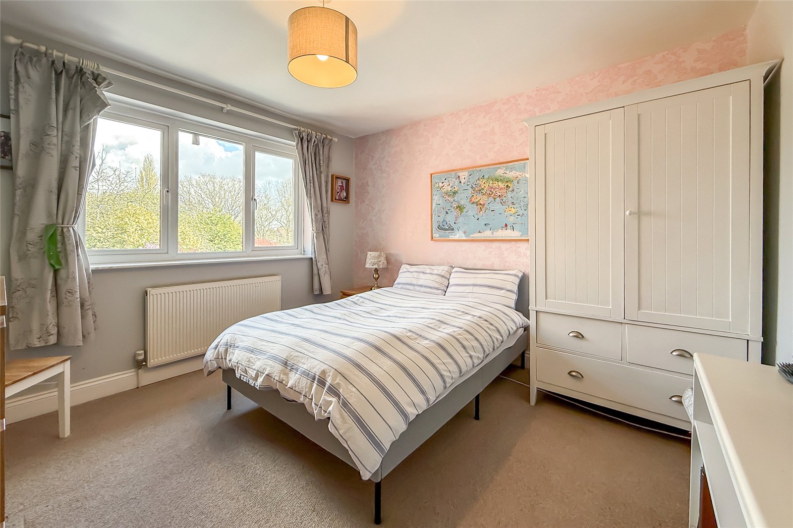 4 bed semi-detached house for sale in Laburnum Grove, St. Albans, Hertfordshire, AL2  - Property Image 11