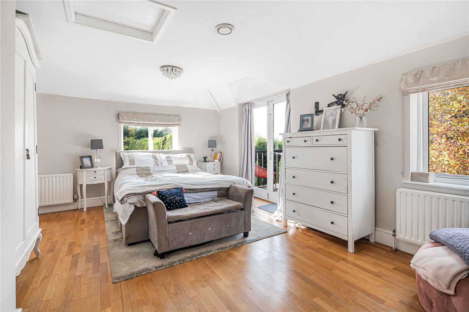 5 bed detached house for sale in Radlett Road, Frogmore, St. Albans, Hertfordshire, AL2 - Property Image 4