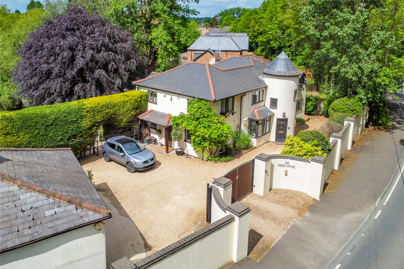 5 bed detached house for sale in Radlett Road, Frogmore, St. Albans, Hertfordshire, AL2