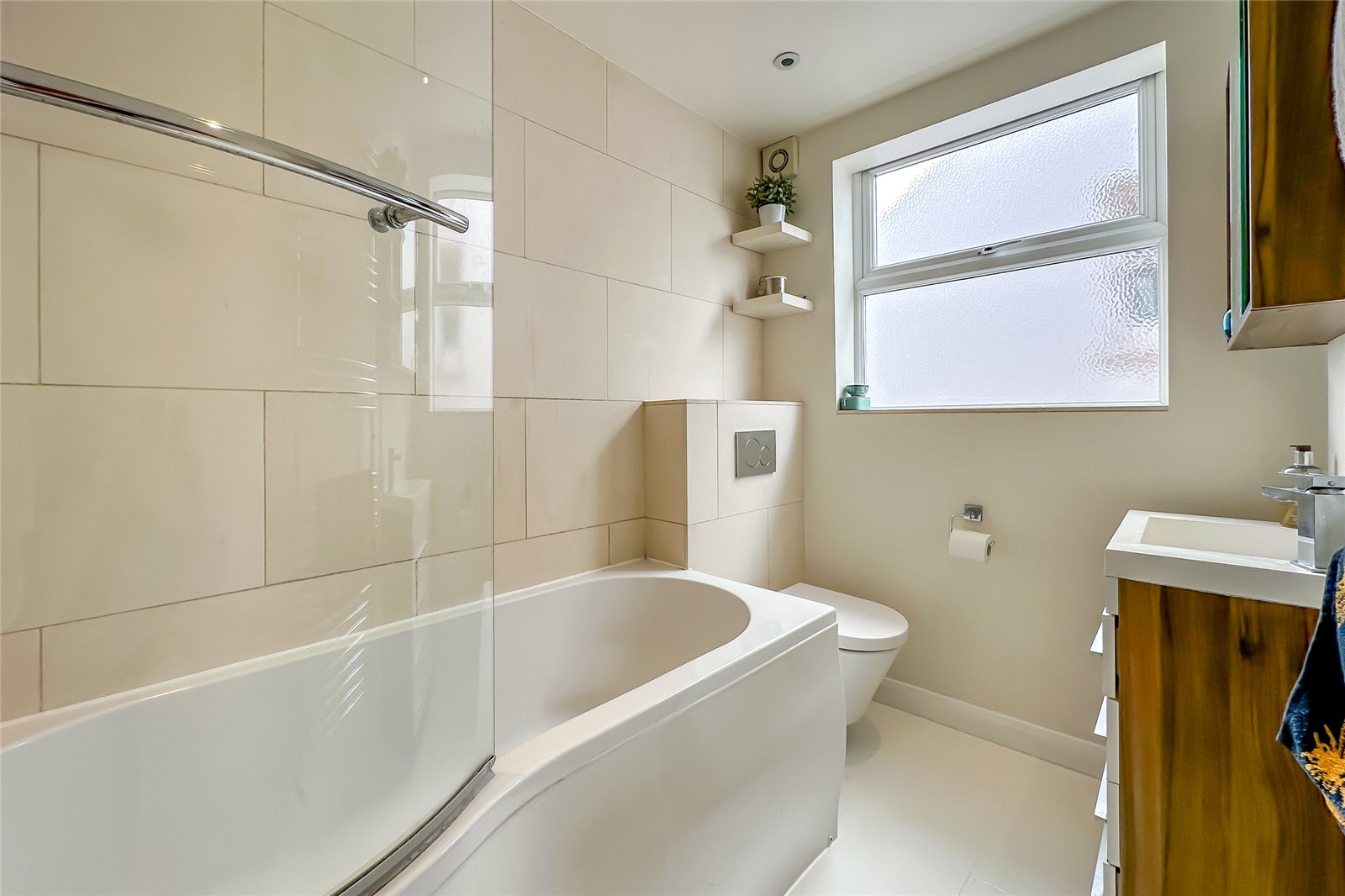 4 bed semi-detached house for sale in Ladysmith Road, St. Albans, Hertfordshire, AL3  - Property Image 8