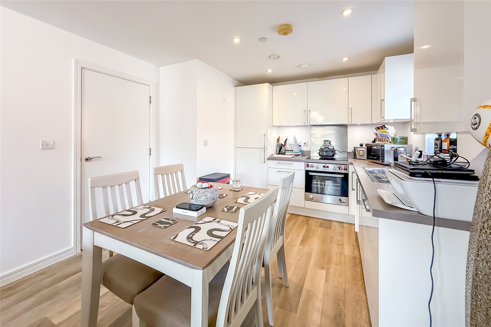 1 bed apartment to rent in King House, Victoria Street, St. Albans, Hertfordshire, AL1 - Property Image 3