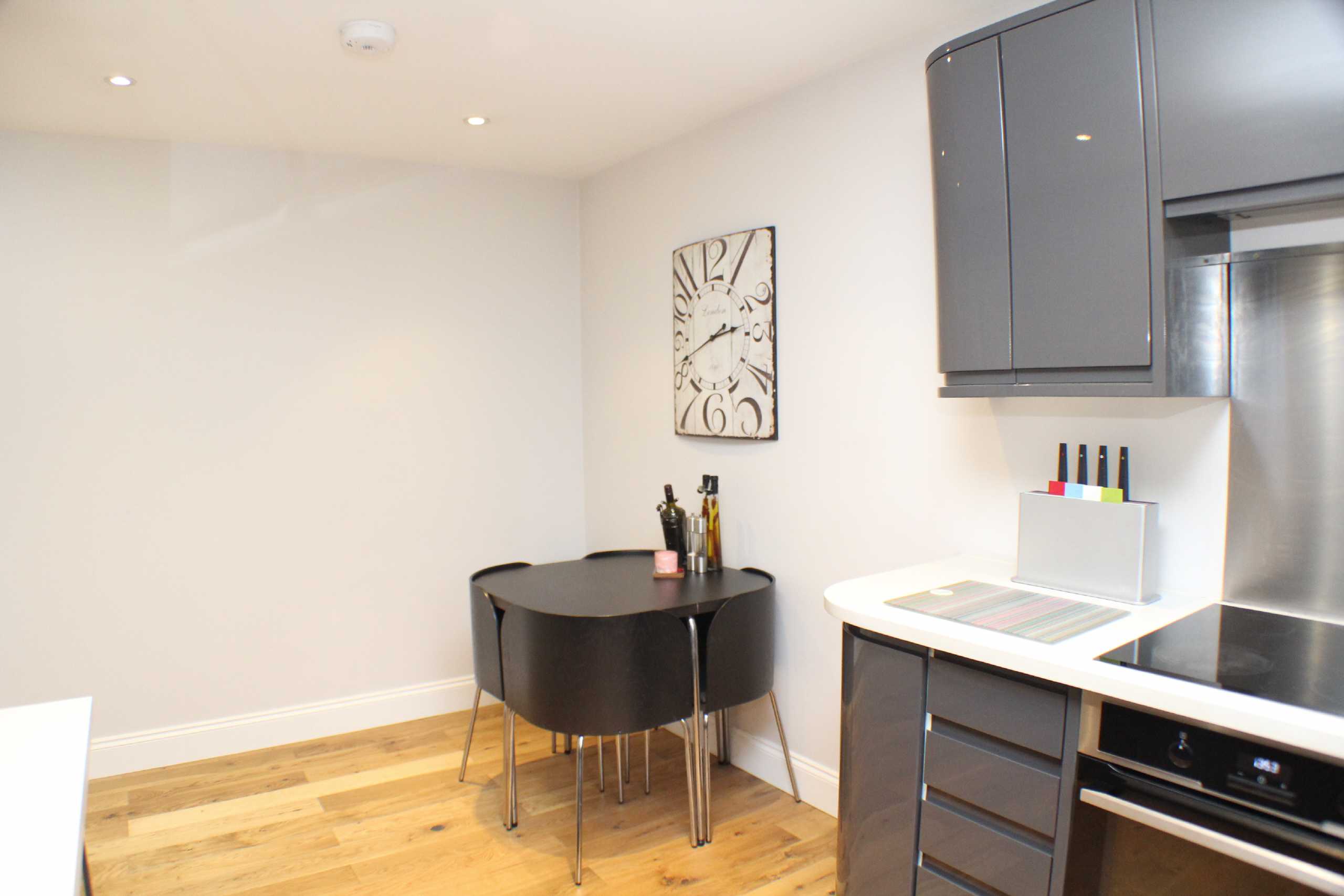 2 bed apartment to rent in Brooklands Court, Hatfield Road, St Albans, Hertfordshire, AL1 - Property Image 5