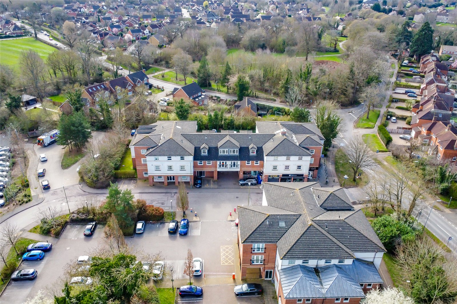 2 bed apartment for sale in Russet Drive, Highfield Park, St. Albans, AL4 - Property Image 16