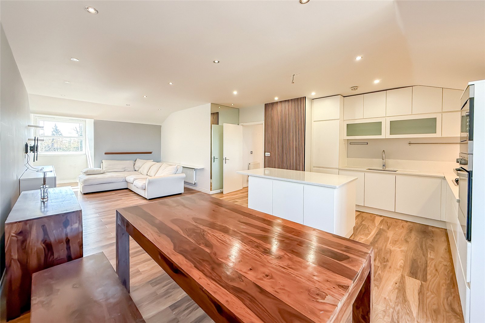 2 bed apartment for sale in Russet Drive, Highfield Park, St. Albans, AL4