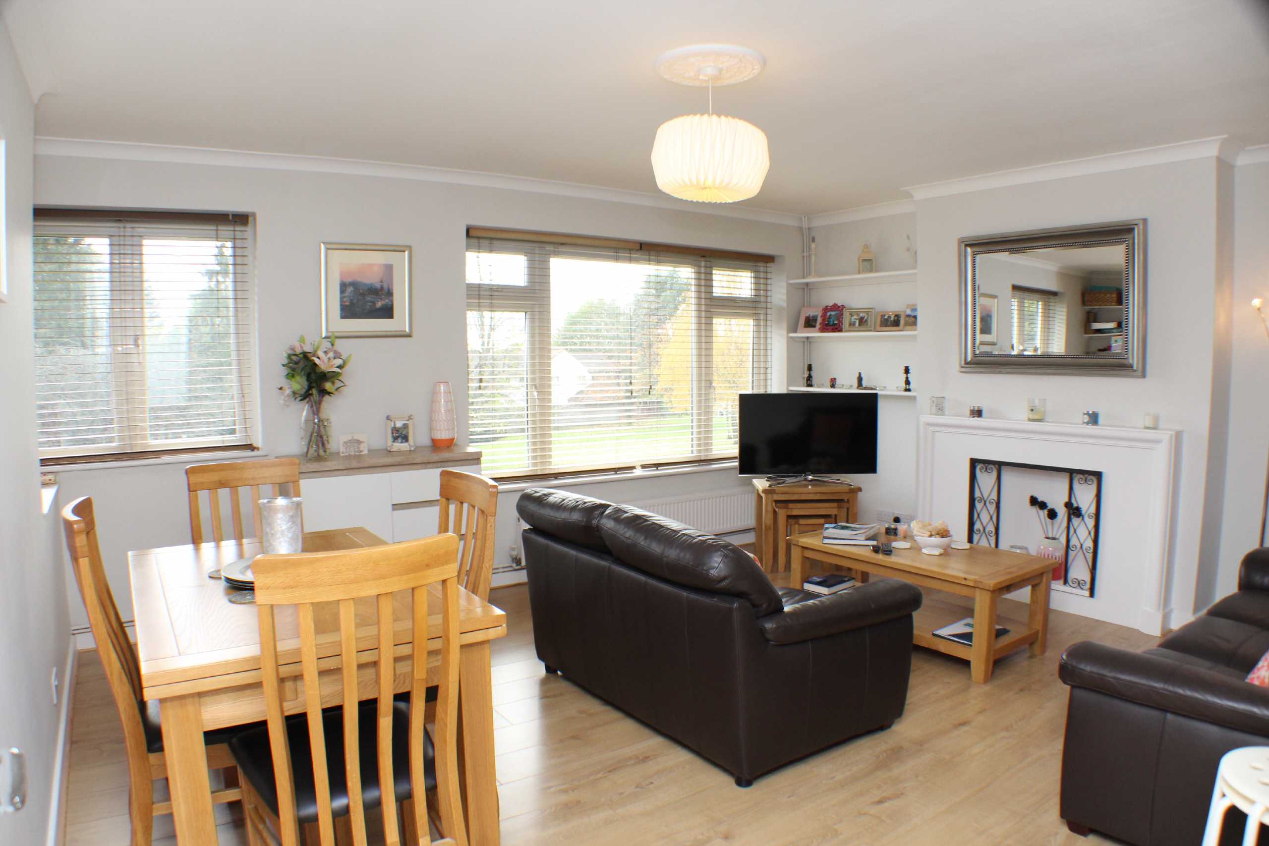 2 bed apartment to rent in Charmouth Court, St. Albans, Hertfordshire, AL1  - Property Image 4