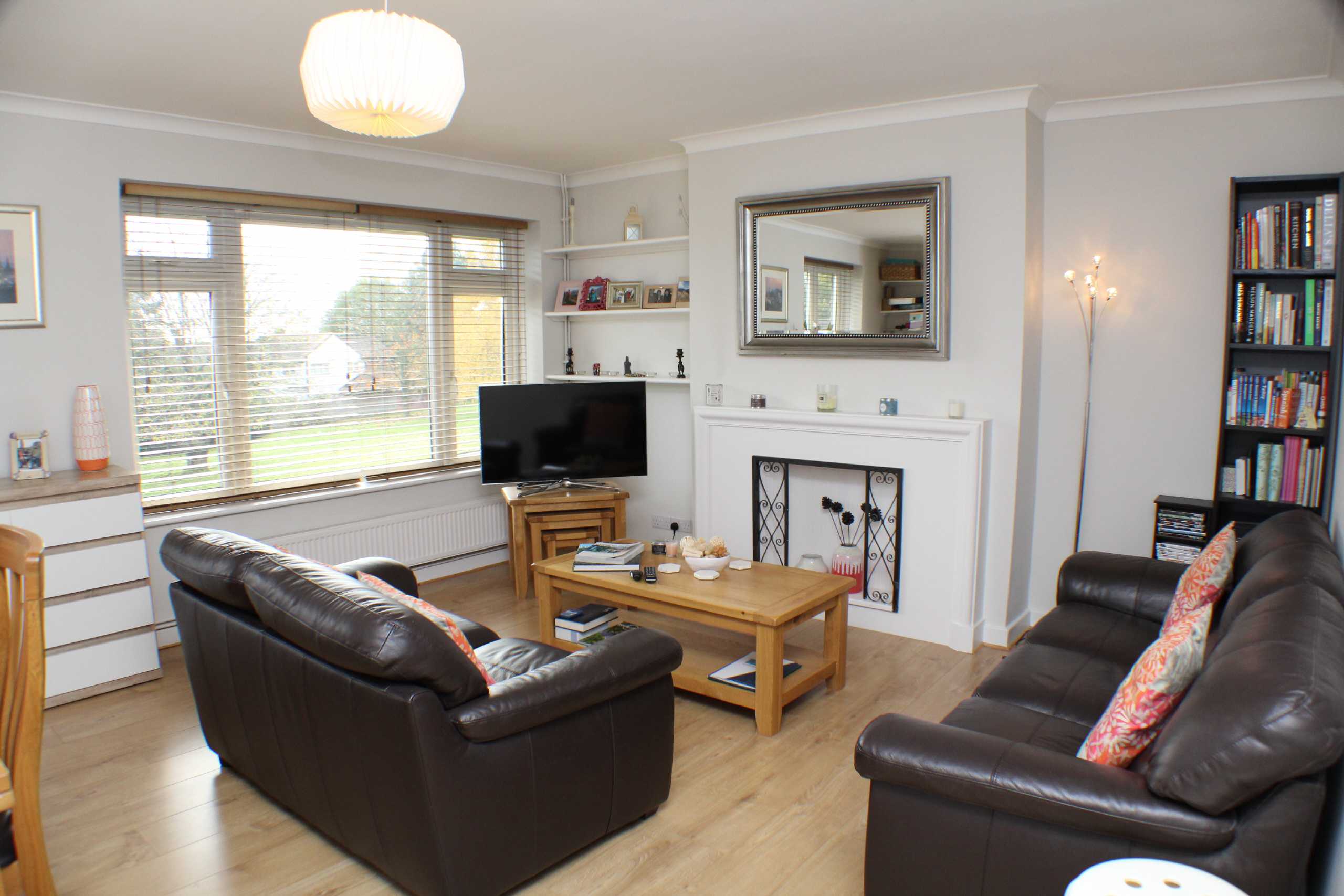 2 bed apartment to rent in Charmouth Court, St. Albans, Hertfordshire, AL1  - Property Image 5