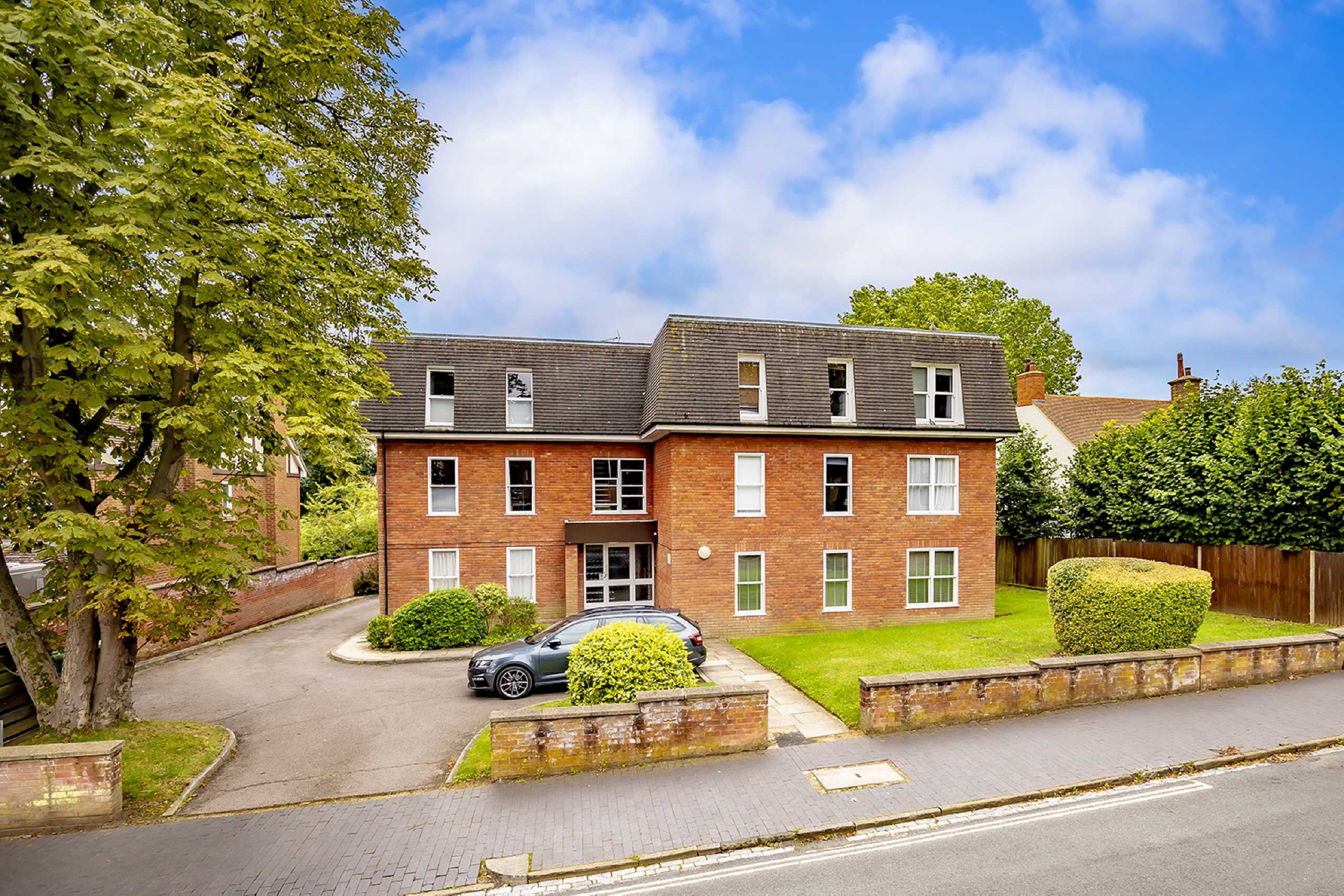 2 bed apartment to rent in The Mansards, Avenue Road, St. Albans, Hertfordshire, AL1 - Property Image 10