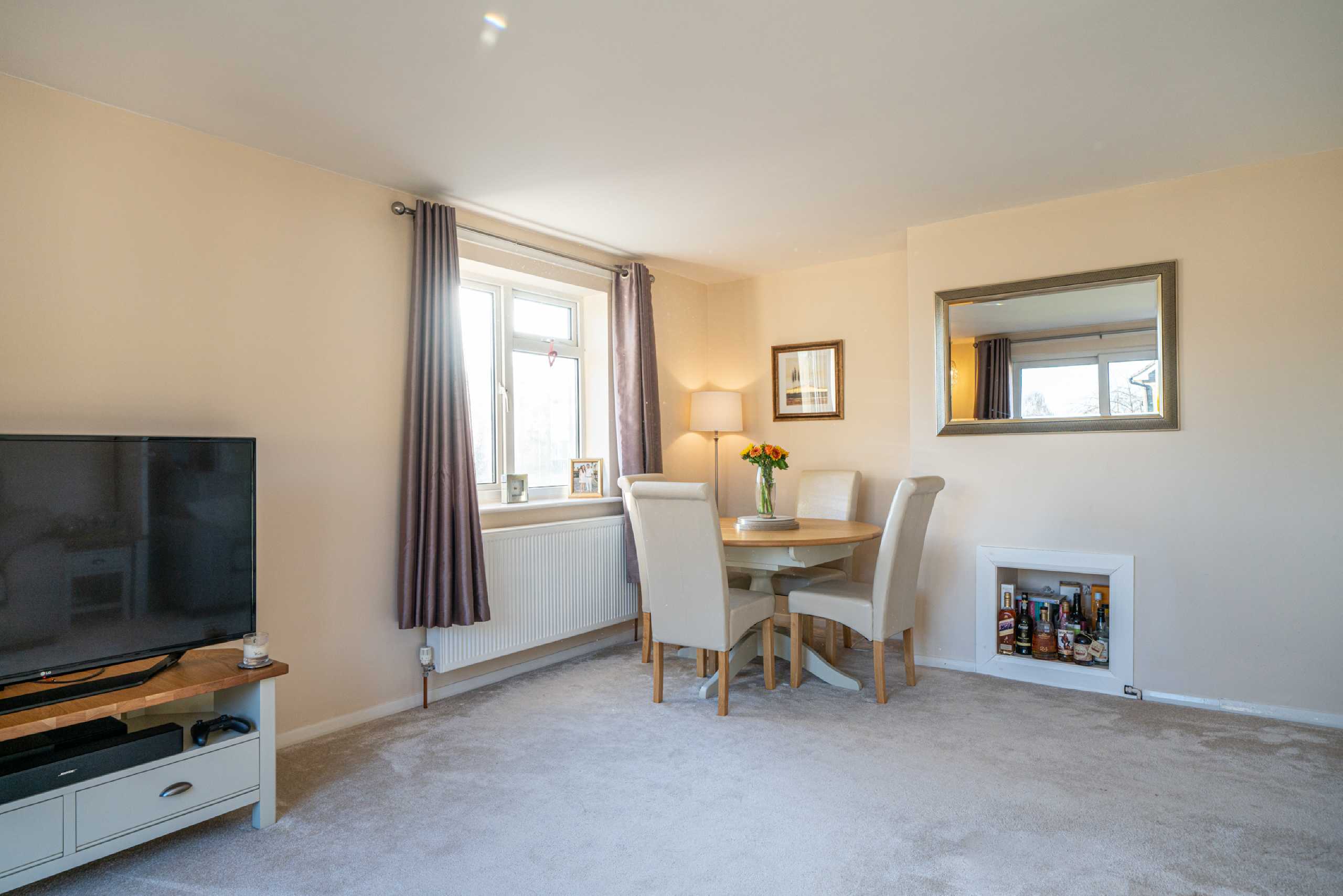 2 bed apartment to rent in The Ridgeway, St. Albans, Hertfordshire, AL4  - Property Image 4