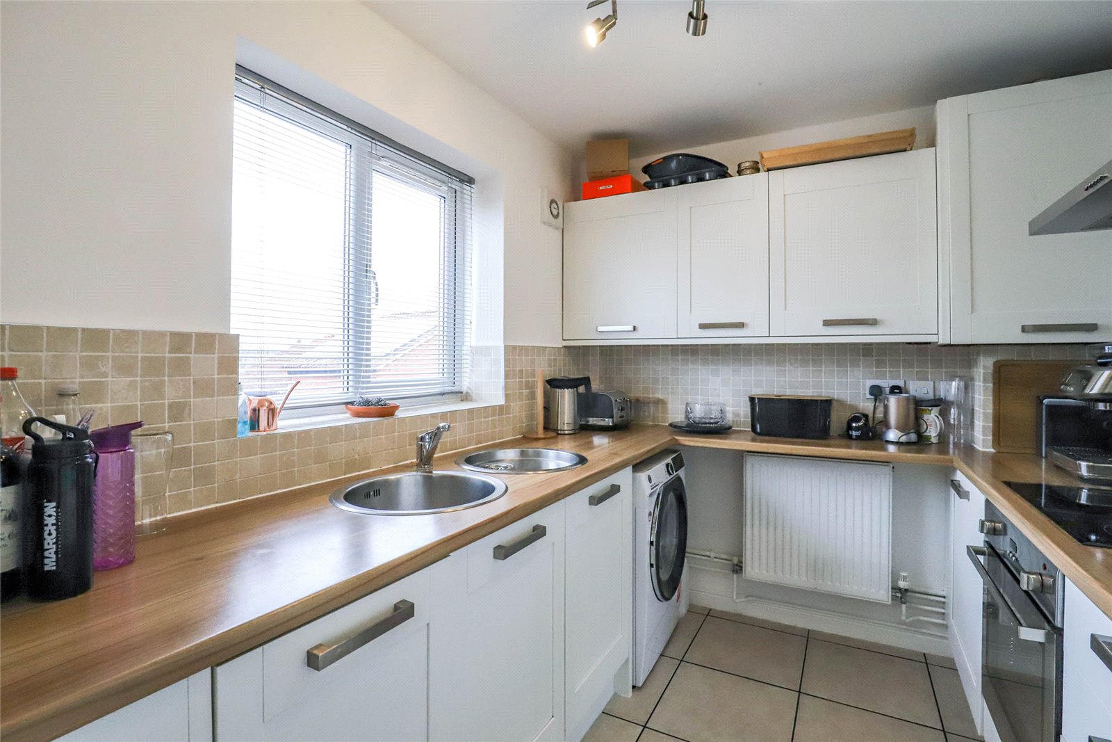 2 bed apartment to rent in Taylor Close, St. Albans, Hertfordshire, AL4  - Property Image 3