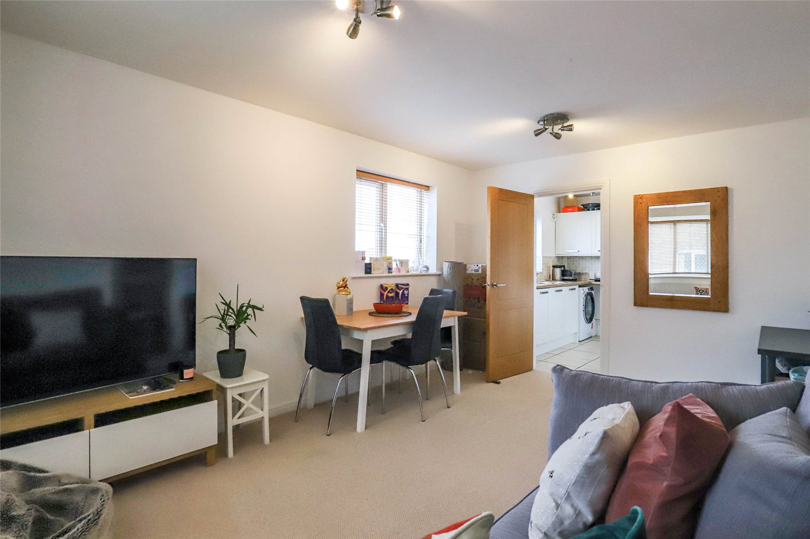 2 bed apartment to rent in Taylor Close, St. Albans, Hertfordshire, AL4  - Property Image 10