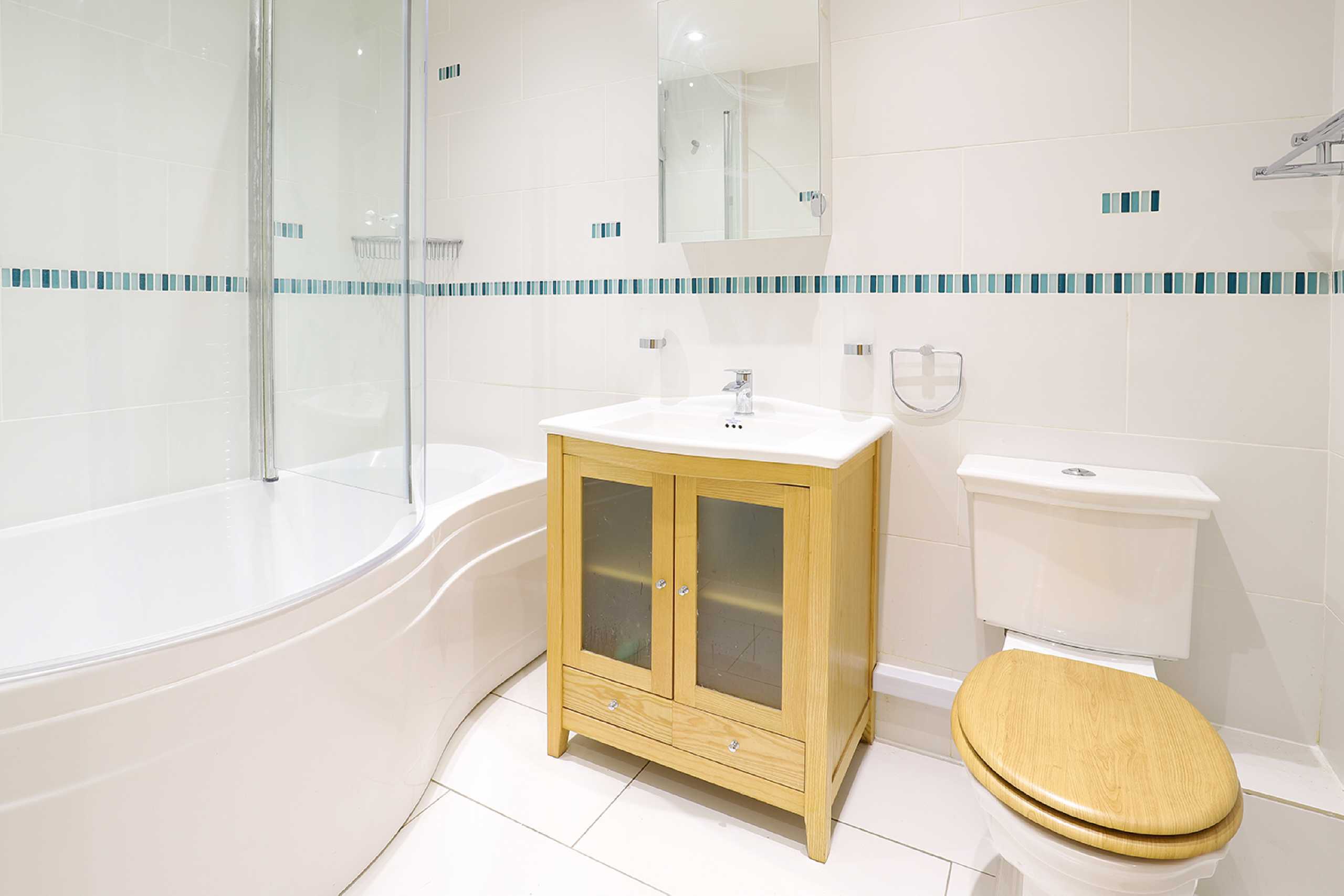 2 bed ground floor flat to rent in The Mansards, Avenue Road, St. Albans, Hertfordshire, AL1 - Property Image 7