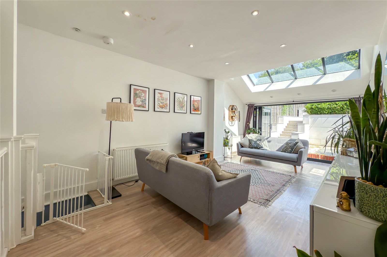 4 bed terraced house to rent in Riverside Road, St. Albans, Hertfordshire, AL1 - Property Image 3